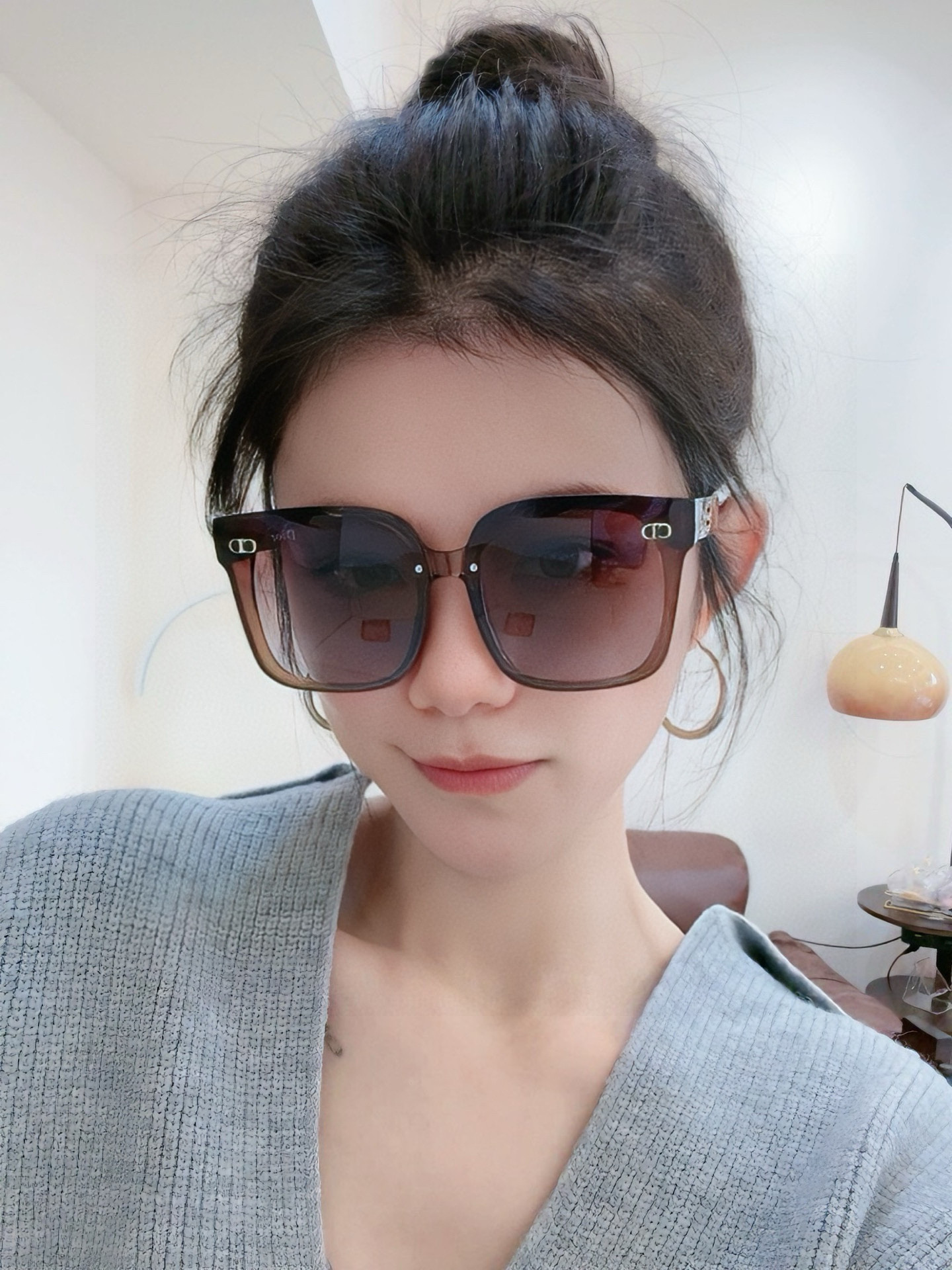     TR版本-偏光【独家大牌太阳镜无滤镜‼实拍上架 Dior官网最新发布新款太阳镜🕶，注意⚠我们是高