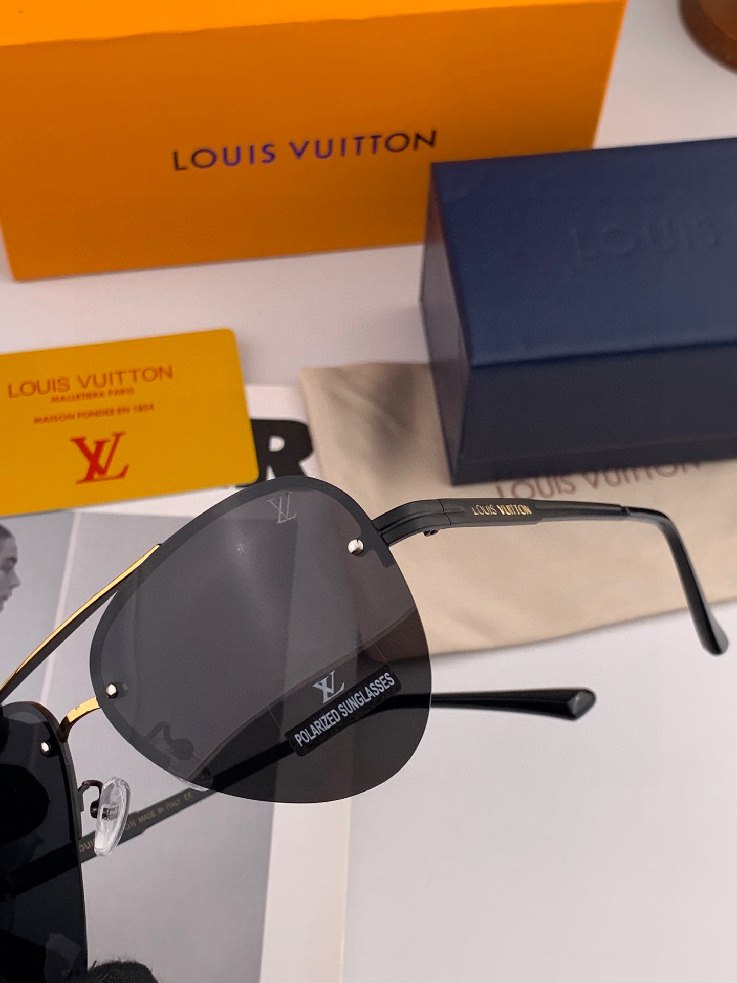  2025新款 LOUIS VUITTON-路易家  新品LV蛤蟆框太阳镜 每一付都是精品 ❤️时尚达人
