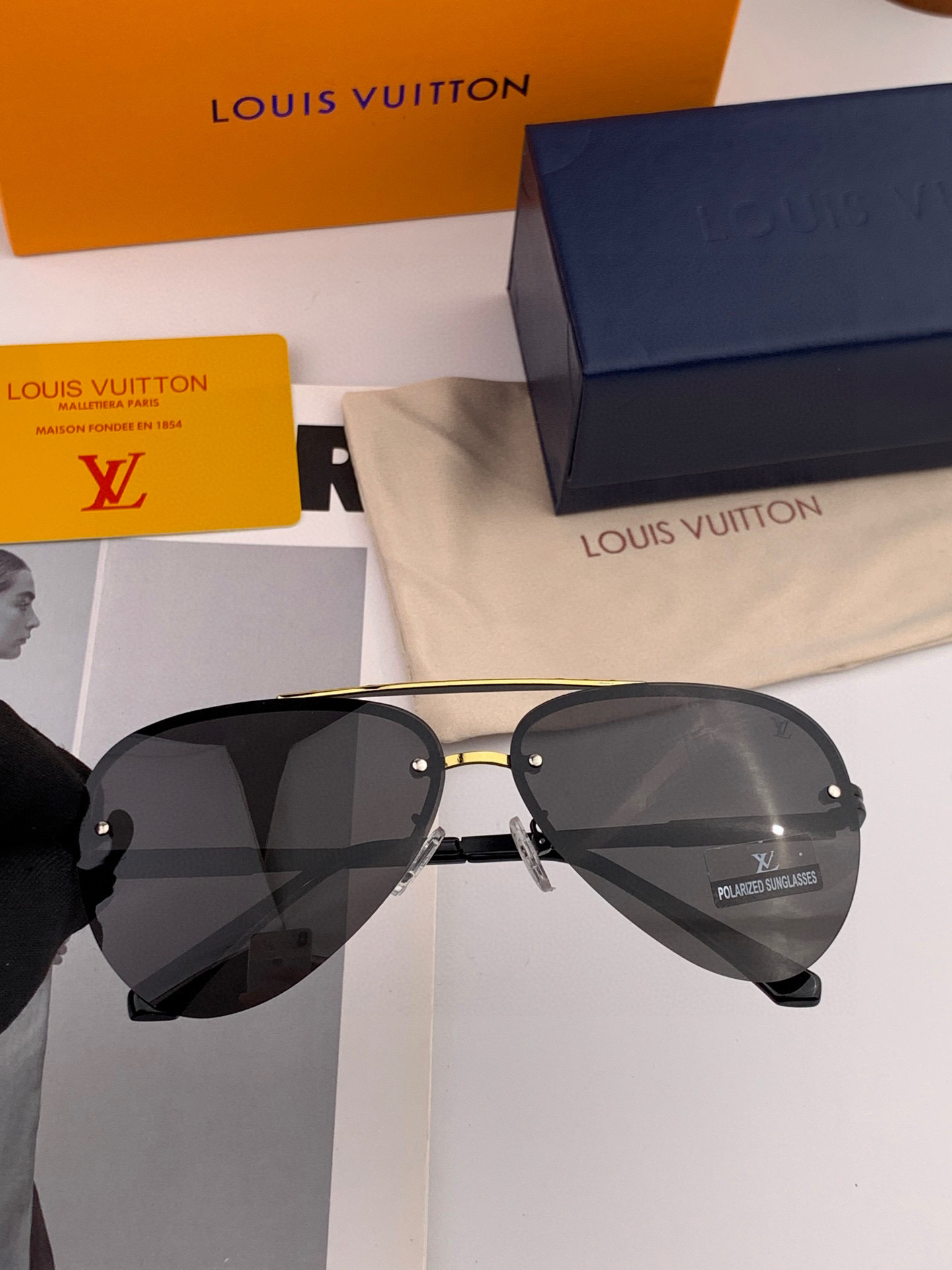  2025新款 LOUIS VUITTON-路易家  新品LV蛤蟆框太阳镜 每一付都是精品 ❤️时尚达人