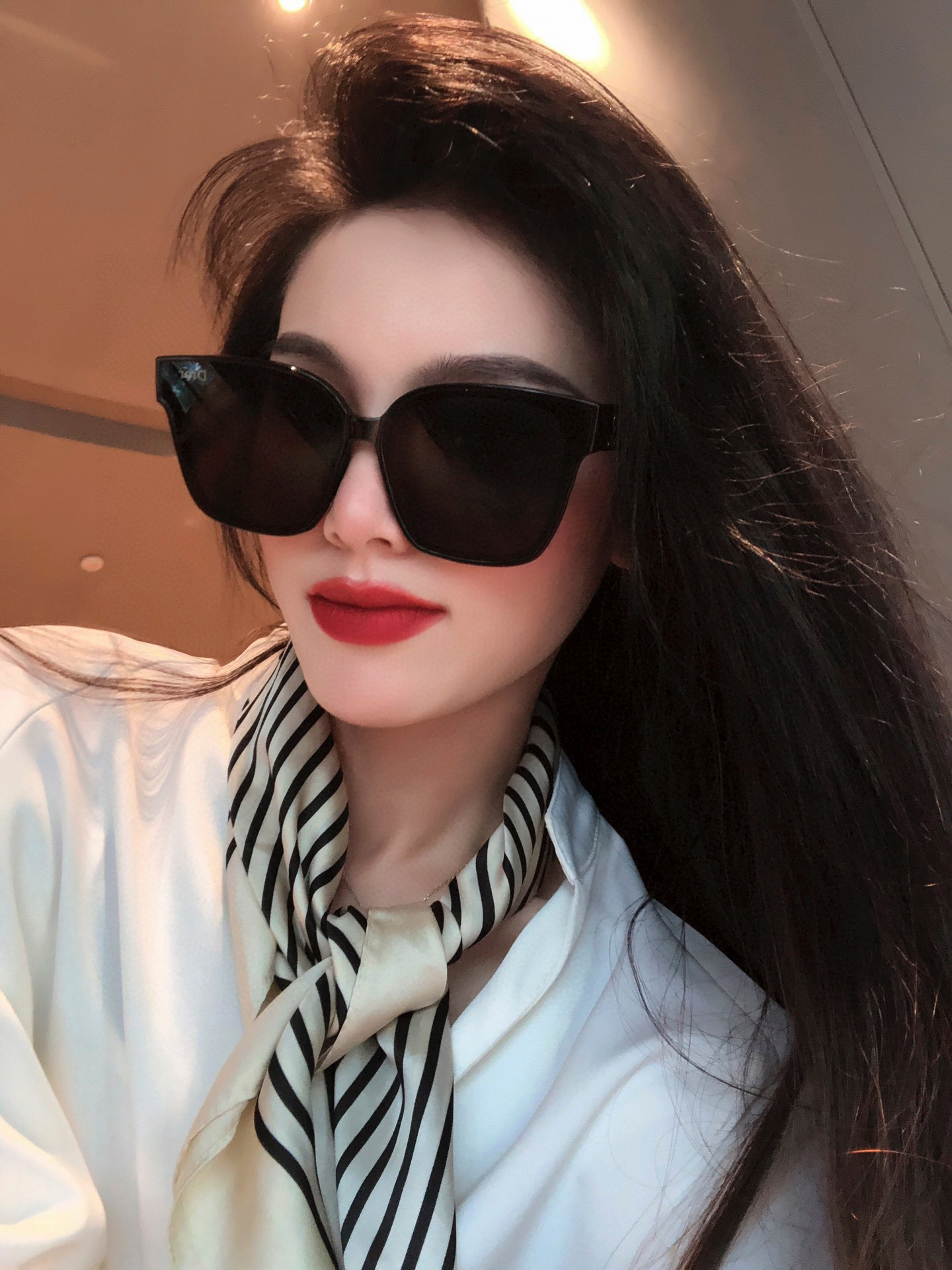  🔺 【DIOR-迪奥】2025开春新款 潮流爆款 时尚方框太阳镜 高品质 佩戴舒适 网红潮款墨镜 型号