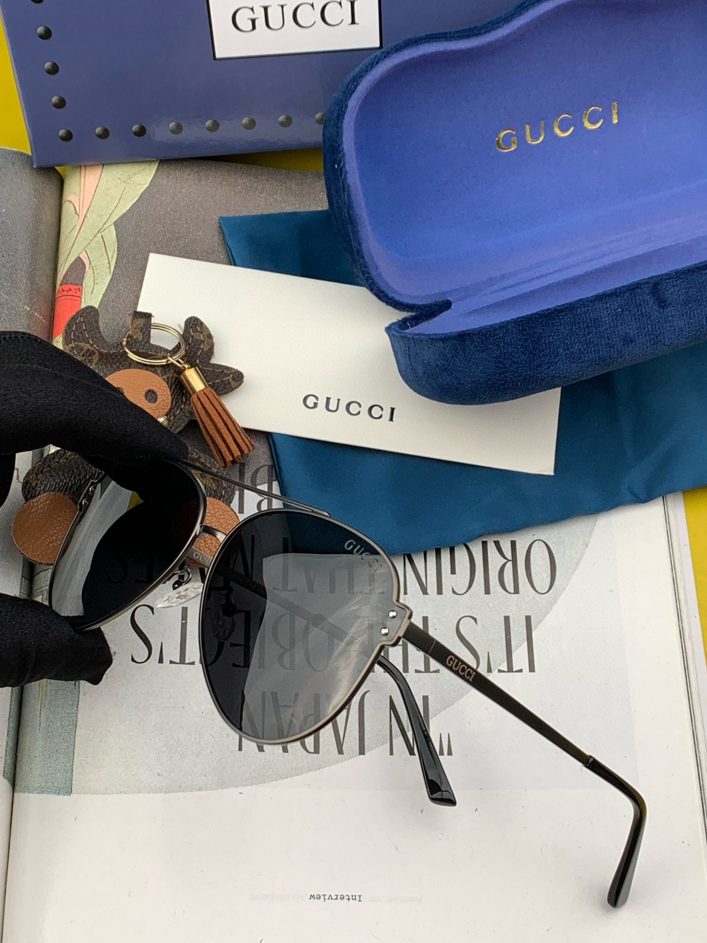   😈GUCCI😈 男士推荐 ❤️💛💚新款偏光太阳镜  时尚大方 舒适轻盈 蛤蟆镜 型号：G0068