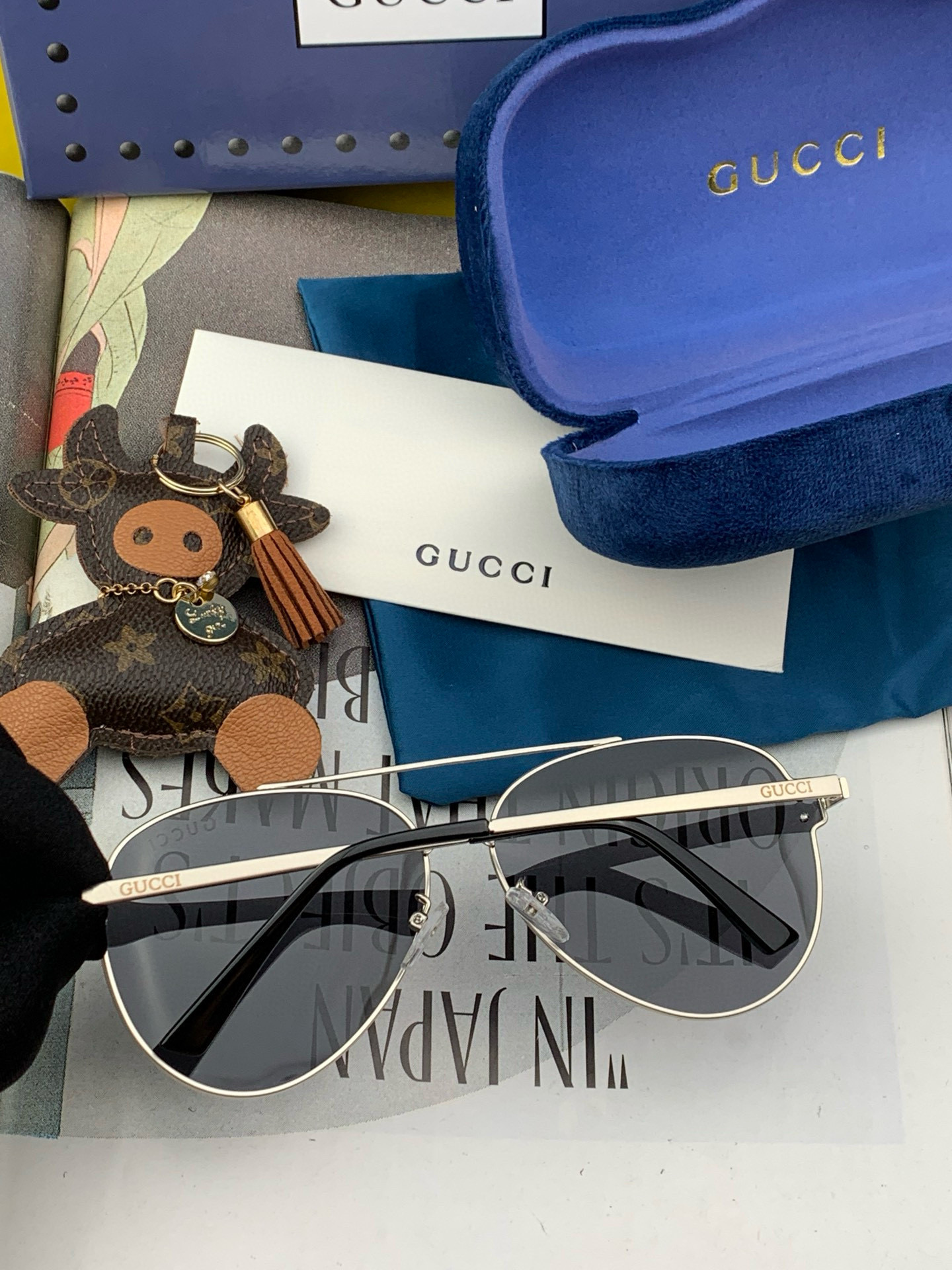   😈GUCCI😈 男士推荐 ❤️💛💚新款偏光太阳镜  时尚大方 舒适轻盈 蛤蟆镜 型号：G0068