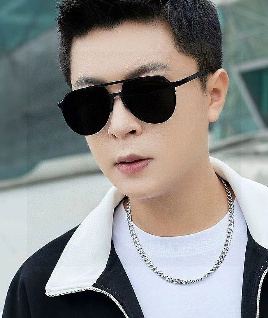 ♦️ GUCCI 2025新款男女情侣款太阳镜多边形墨镜iP电镀永不褪色 超轻超有弹性整幅眼镜无螺丝重要