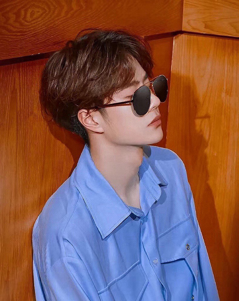      GUCCI 男款炫彩飞行员偏光太阳镜 ❤️材质：高清尼龙加厚卡槽高清偏光镜片 🌹无边框镜架💕颜