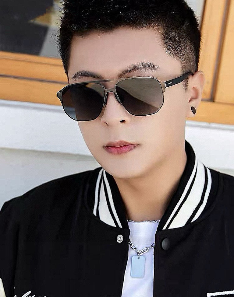         GUCCI 男款炫彩飞行员偏光太阳镜 ❤️材质：高清尼龙加厚卡槽高清偏光镜片 🌹无边框镜