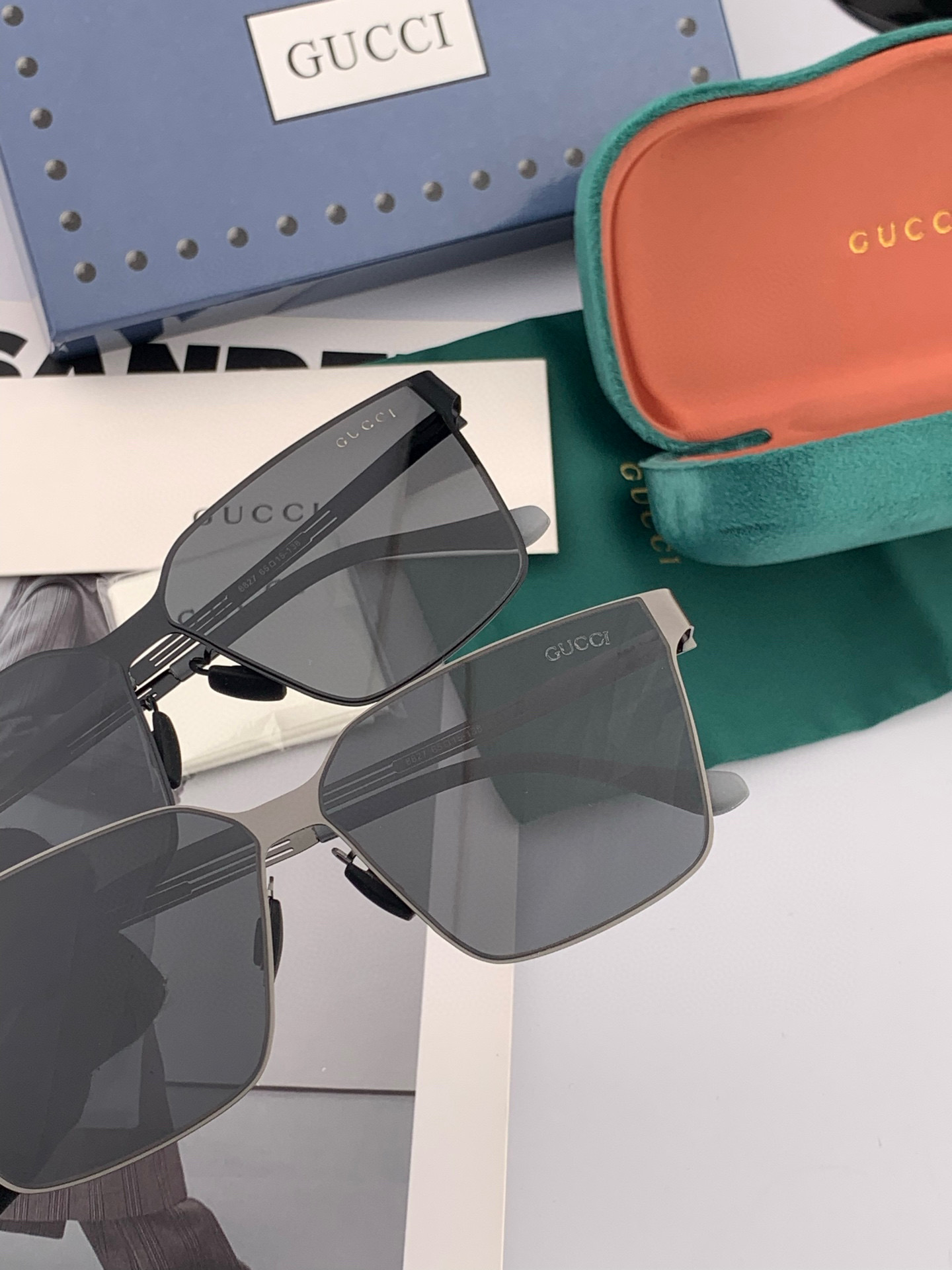       GUCC* 2025 新款男女情侣款太阳iP电镀永不褪色 卖点：超轻超有弹性整幅眼镜无螺丝重