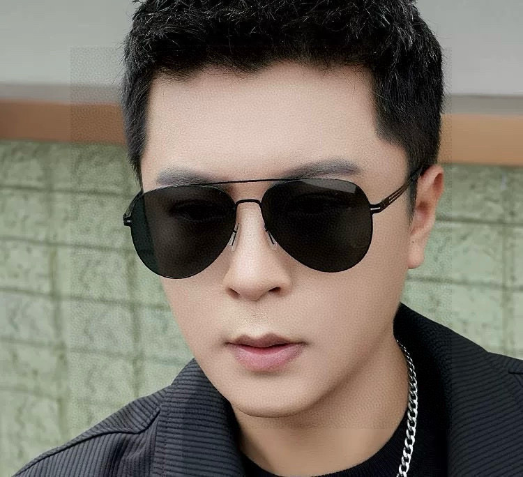 ♦️ GUCCI 2025新款男女情侣款太阳镜多边形墨镜iP电镀永不褪色 超轻超有弹性整幅眼镜无螺丝重要