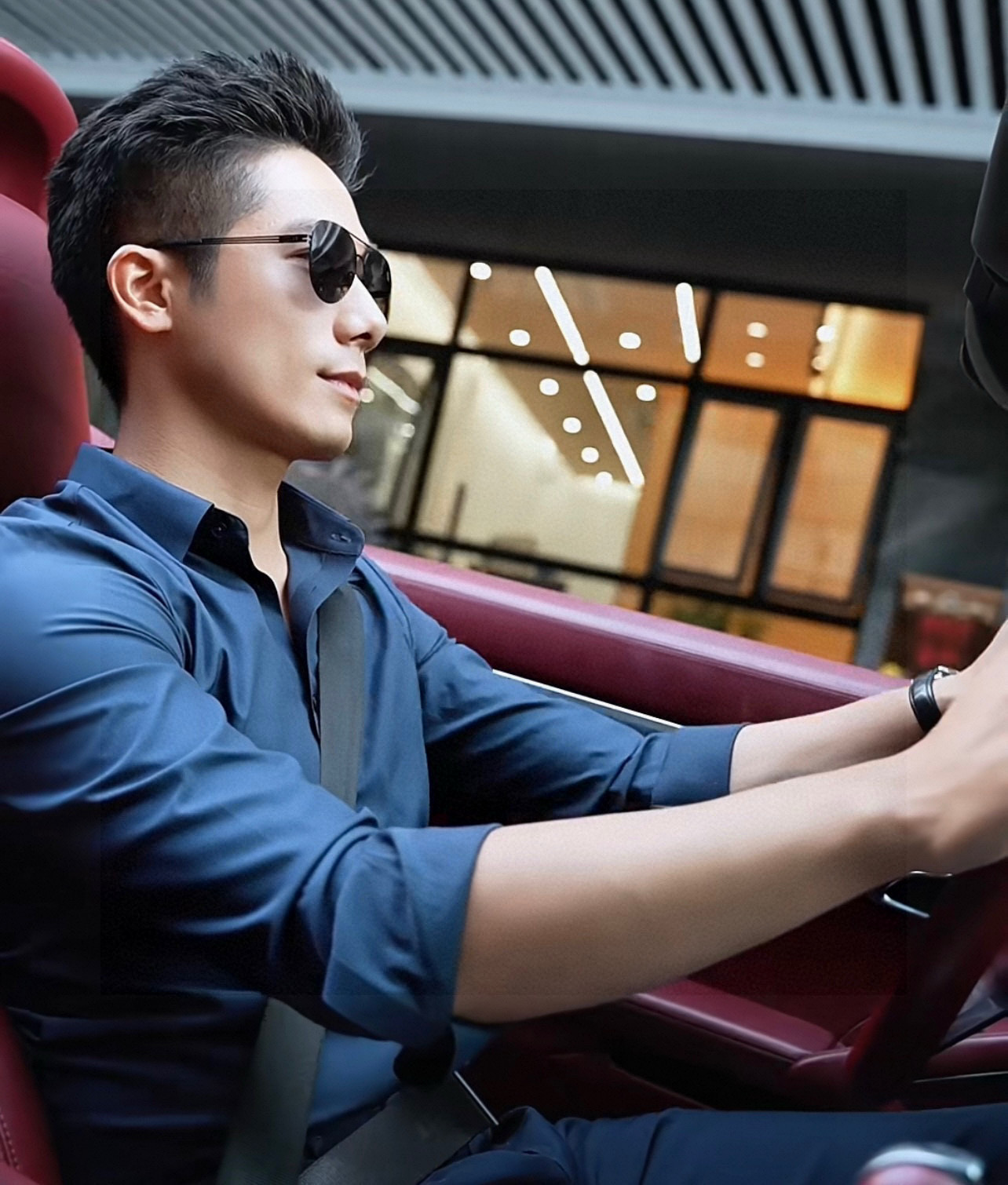 ♦️ GUCCI 2025新款男女情侣款太阳镜多边形墨镜iP电镀永不褪色 超轻超有弹性整幅眼镜无螺丝重要