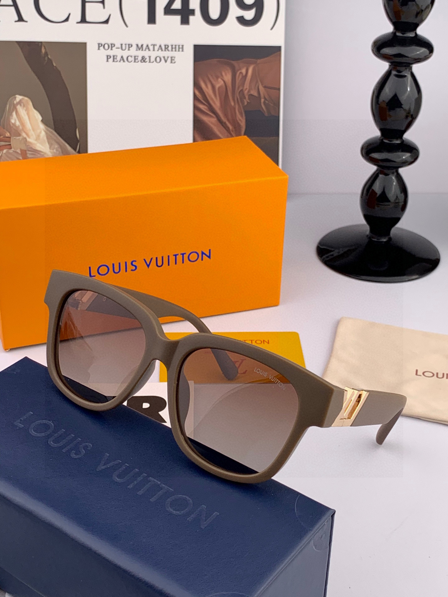    【TR偏光系列】lv大框太阳镜墨镜经典的方框设计，不挑脸型，无论搭配大衣还是连衣裙都非常显气质偏光