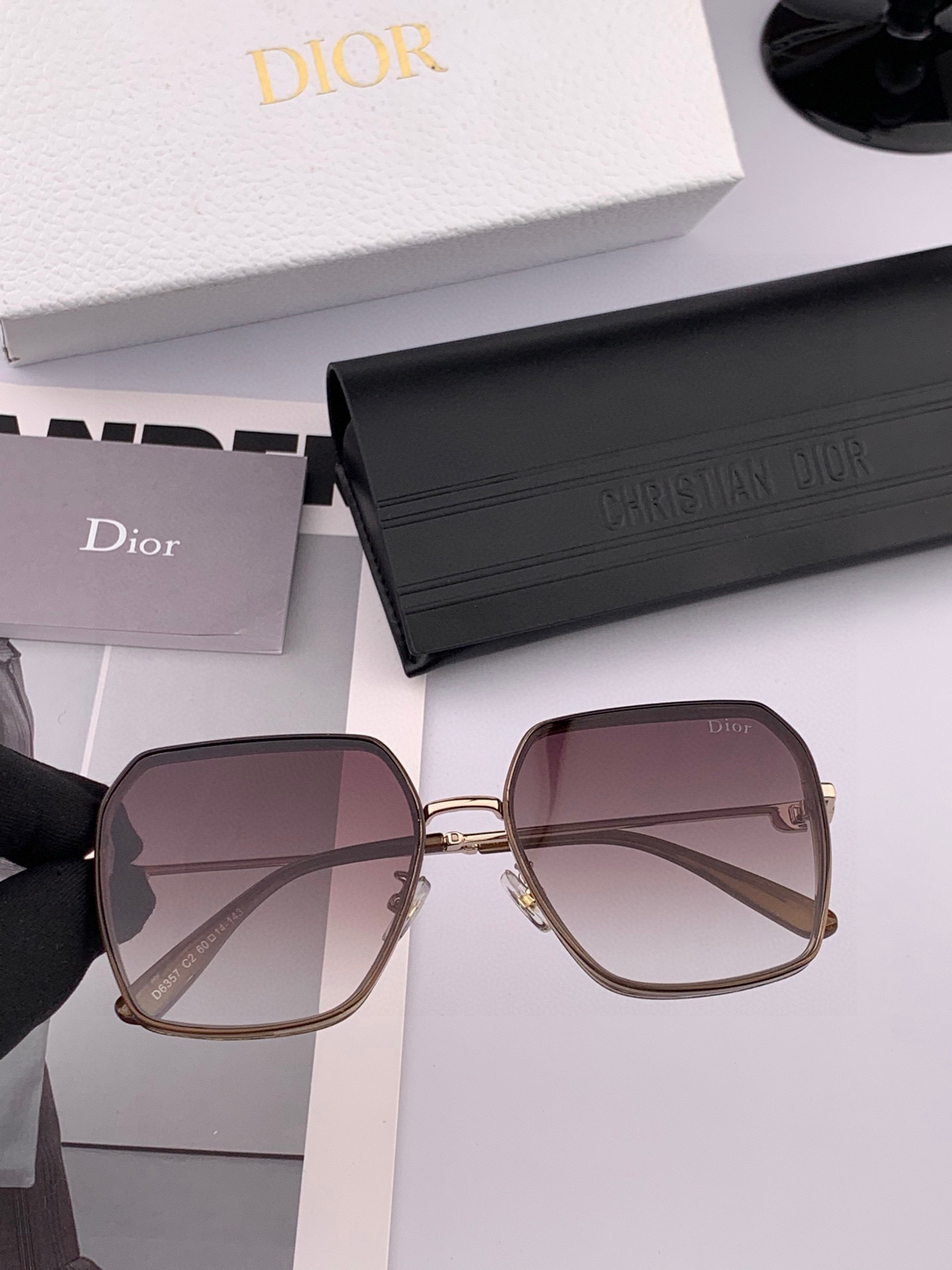  🔺 【DIOR-迪奥】2025开春新款 潮流爆款 时尚尼龙偏光太阳镜 高品质 佩戴舒适 网红潮款墨镜 