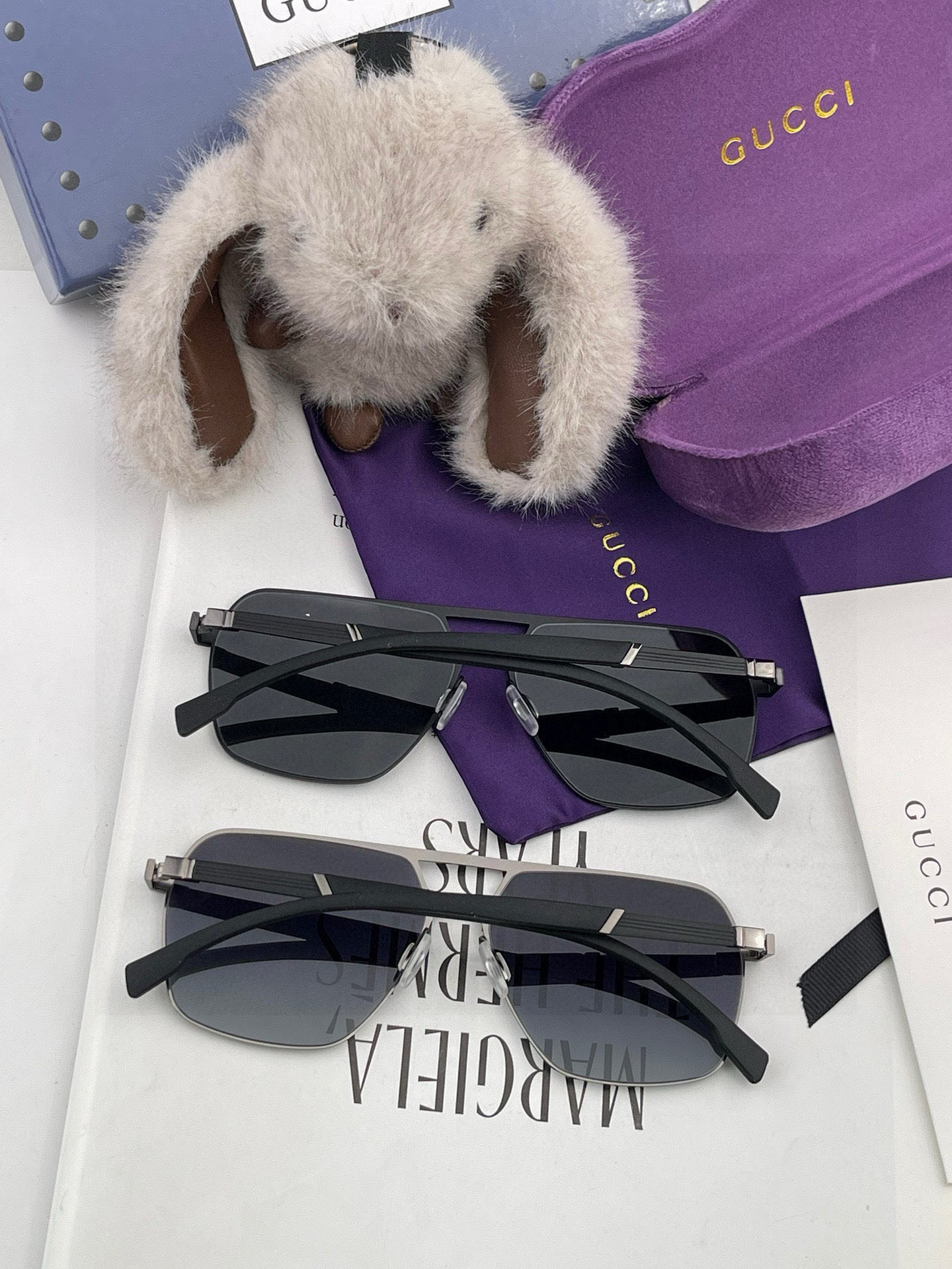         GUCCI 男款炫彩飞行员偏光太阳镜 ❤️材质：高清尼龙加厚卡槽高清偏光镜片 🌹无边框镜