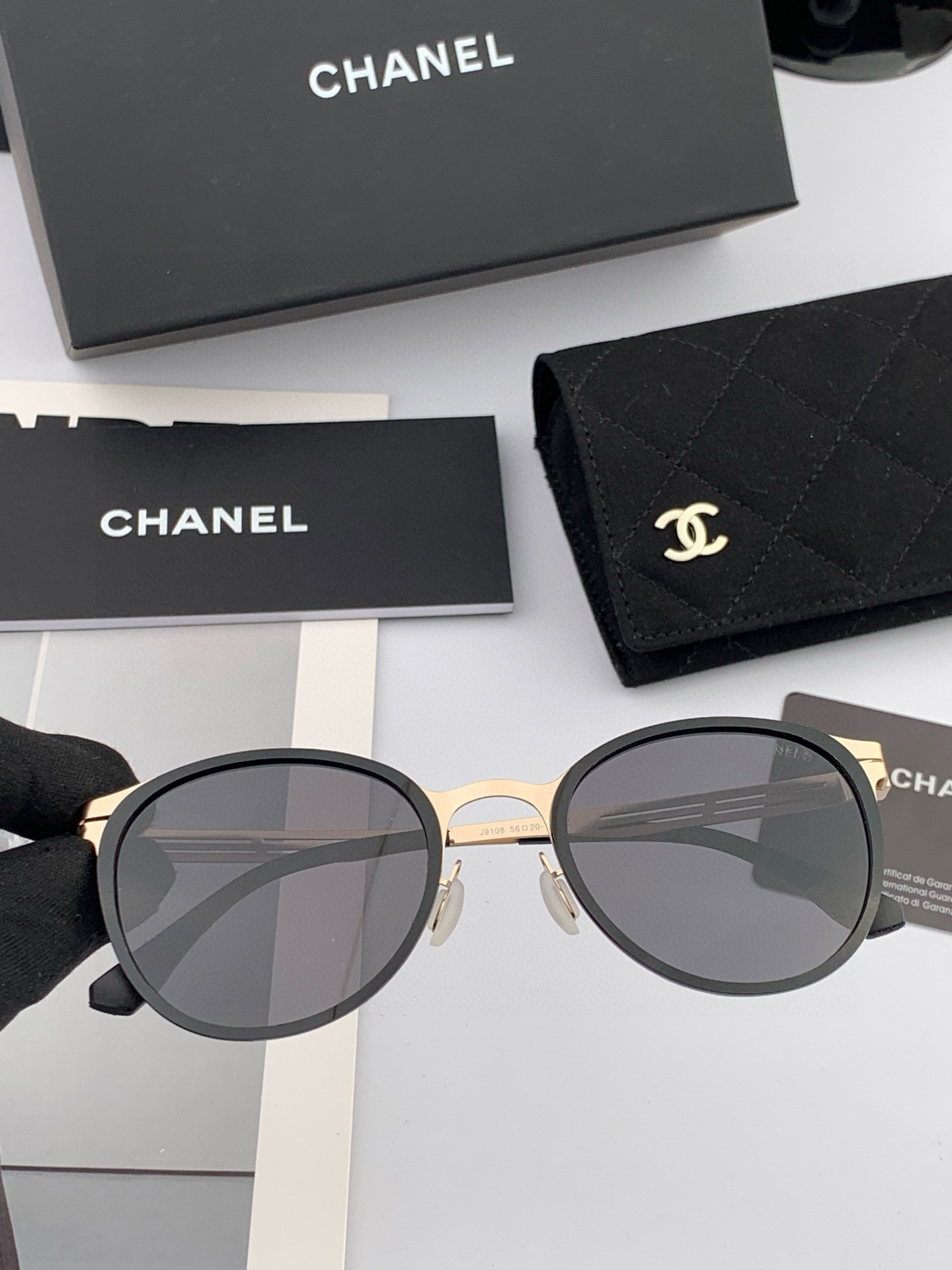 🔺 【香奈儿】2025开春新款 潮流爆款 时尚圆框无螺丝太阳镜 高品质 佩戴舒适 网红潮款墨镜 女士高清