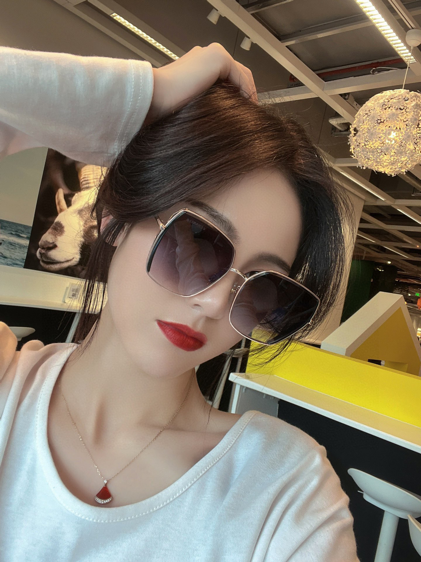 【CHANEL】香奈儿  新款尼龙偏光太眼镜，无框钻石 切边更有质感，大气女人范儿，大脸小脸都好看 ！型