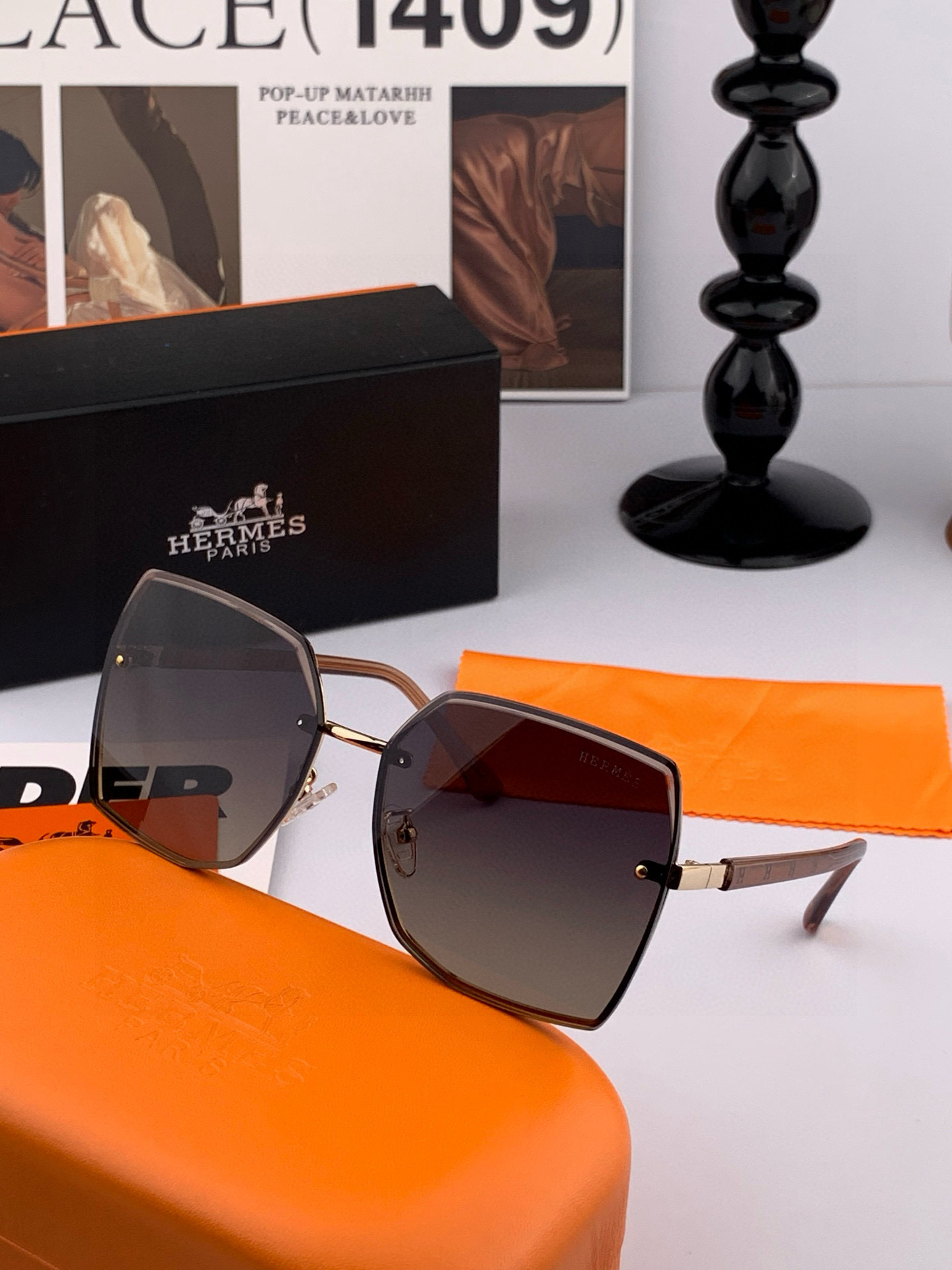 【尼龙偏光系列】爱马仕无框太阳镜墨方框设计，不挑脸型，无论搭配大衣还是连衣裙都非常显气质尼龙偏光镜片预防