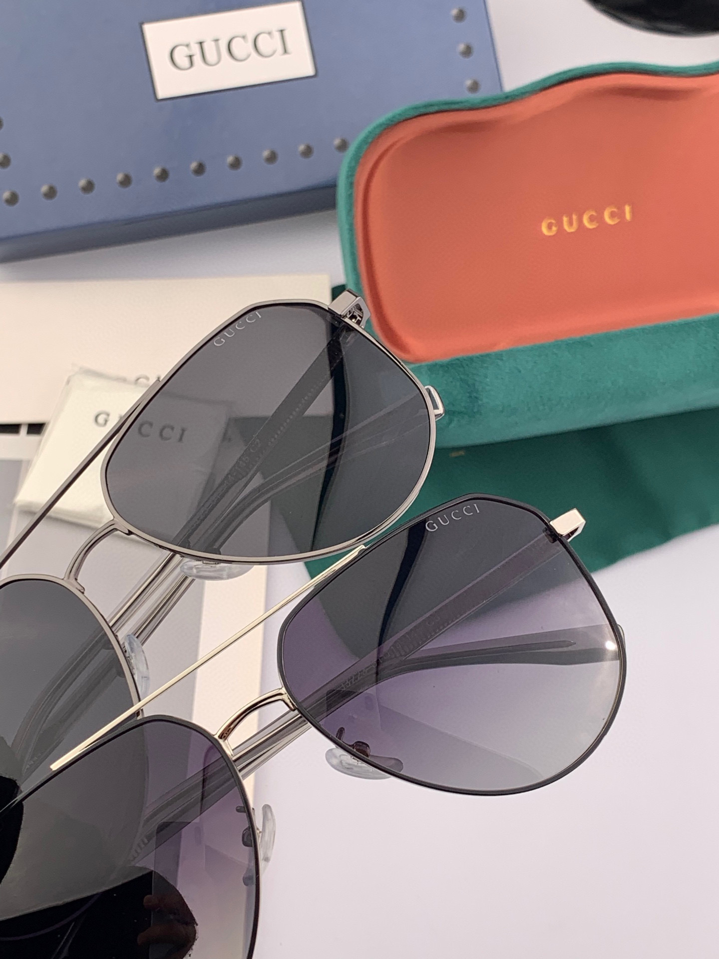   Gucci 。  高品质男女款墨镜   👍 进口宝丽来偏光镜片  。蛤蟆镜 开车钓鱼都可 。百搭显瘦