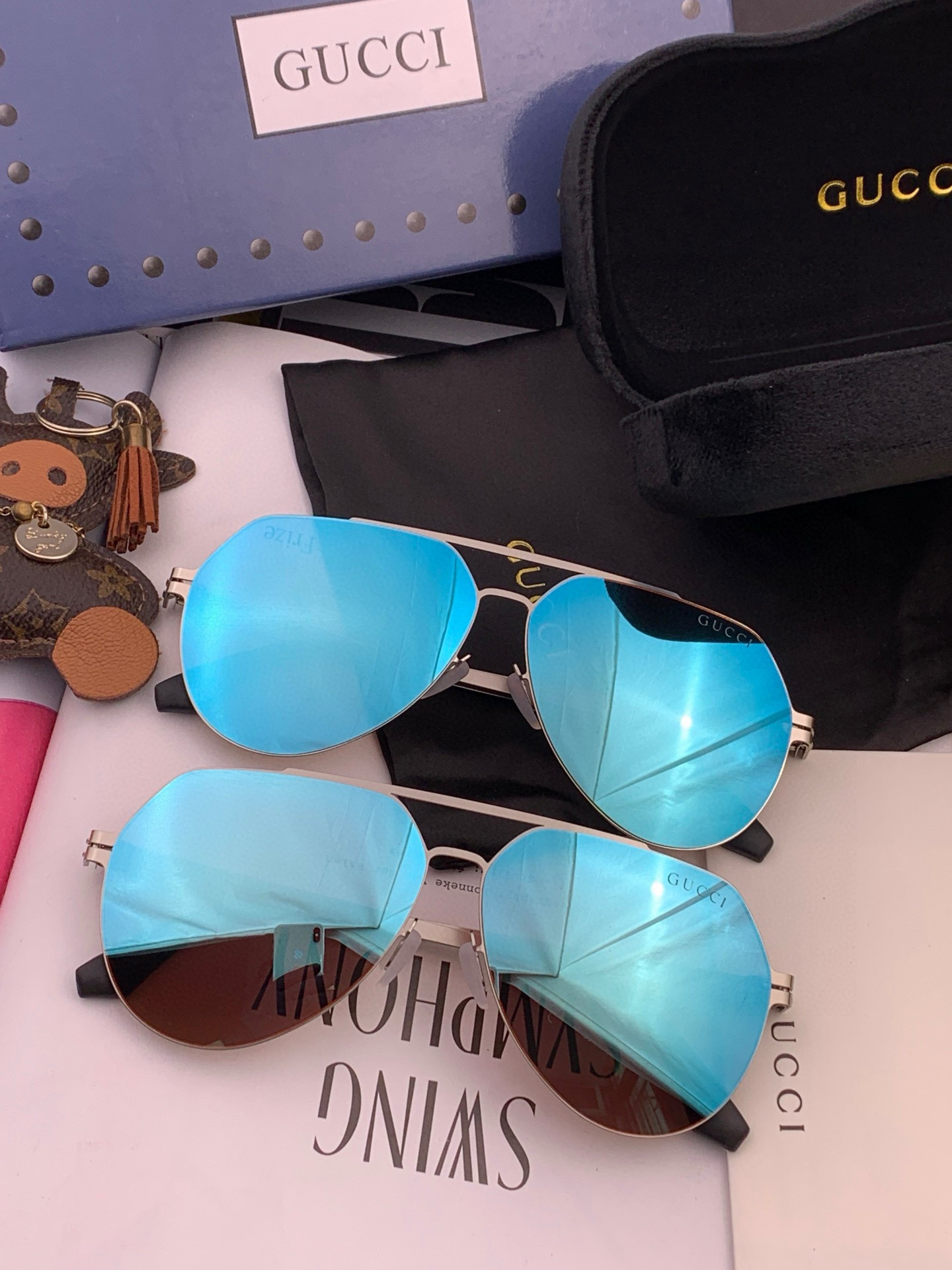       DIOR-迪奥2025新款男女情侣款太阳iP电镀永不褪色 卖点：超轻超有弹性整幅眼镜无螺丝重