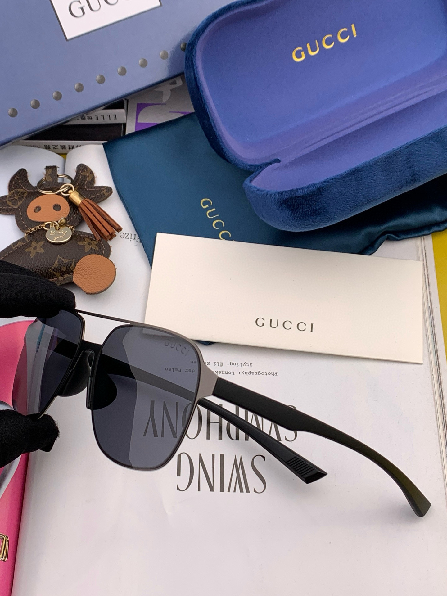         GUCCI 男款炫彩飞行员偏光太阳镜 ❤️材质：高清尼龙加厚卡槽高清偏光镜片 🌹无边框镜