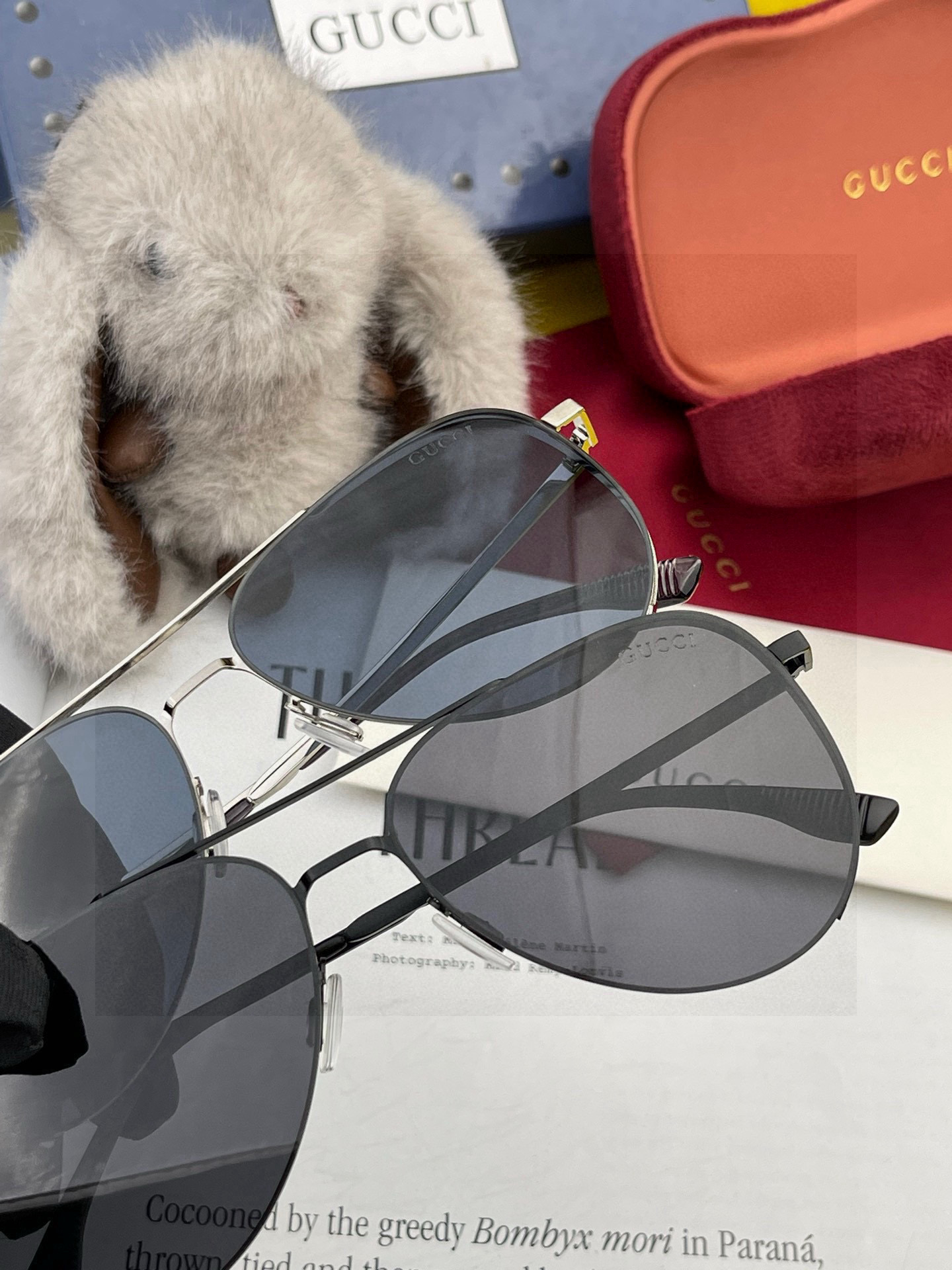         GUCCI 男款炫彩飞行员偏光太阳镜 ❤️材质：高清尼龙加厚卡槽高清偏光镜片 🌹无边框镜