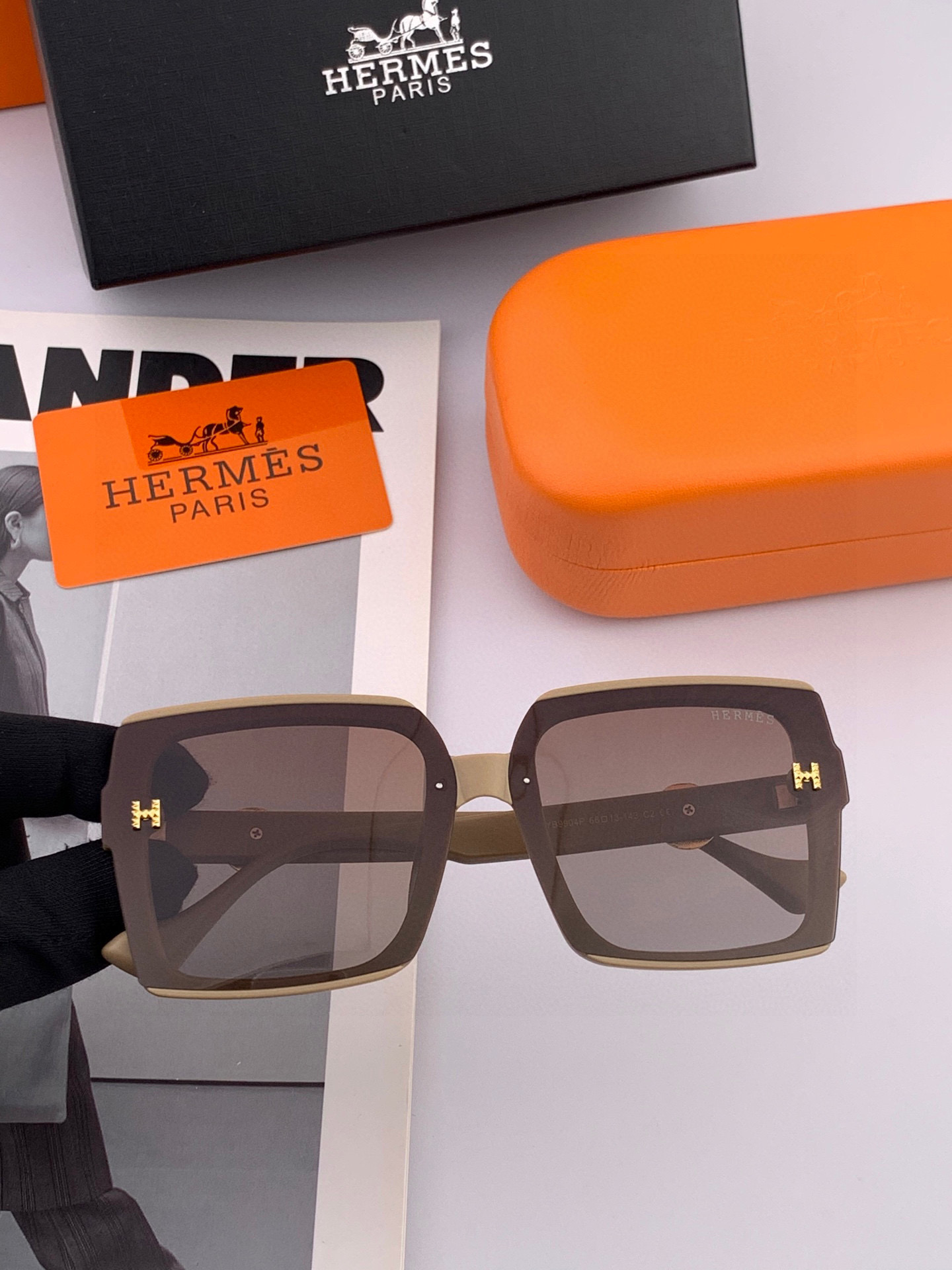   【TR偏光系列】爱马仕   经典的方框设计，不挑脸型，无论搭配大衣还是连衣裙都非常显气质尼龙偏光镜片