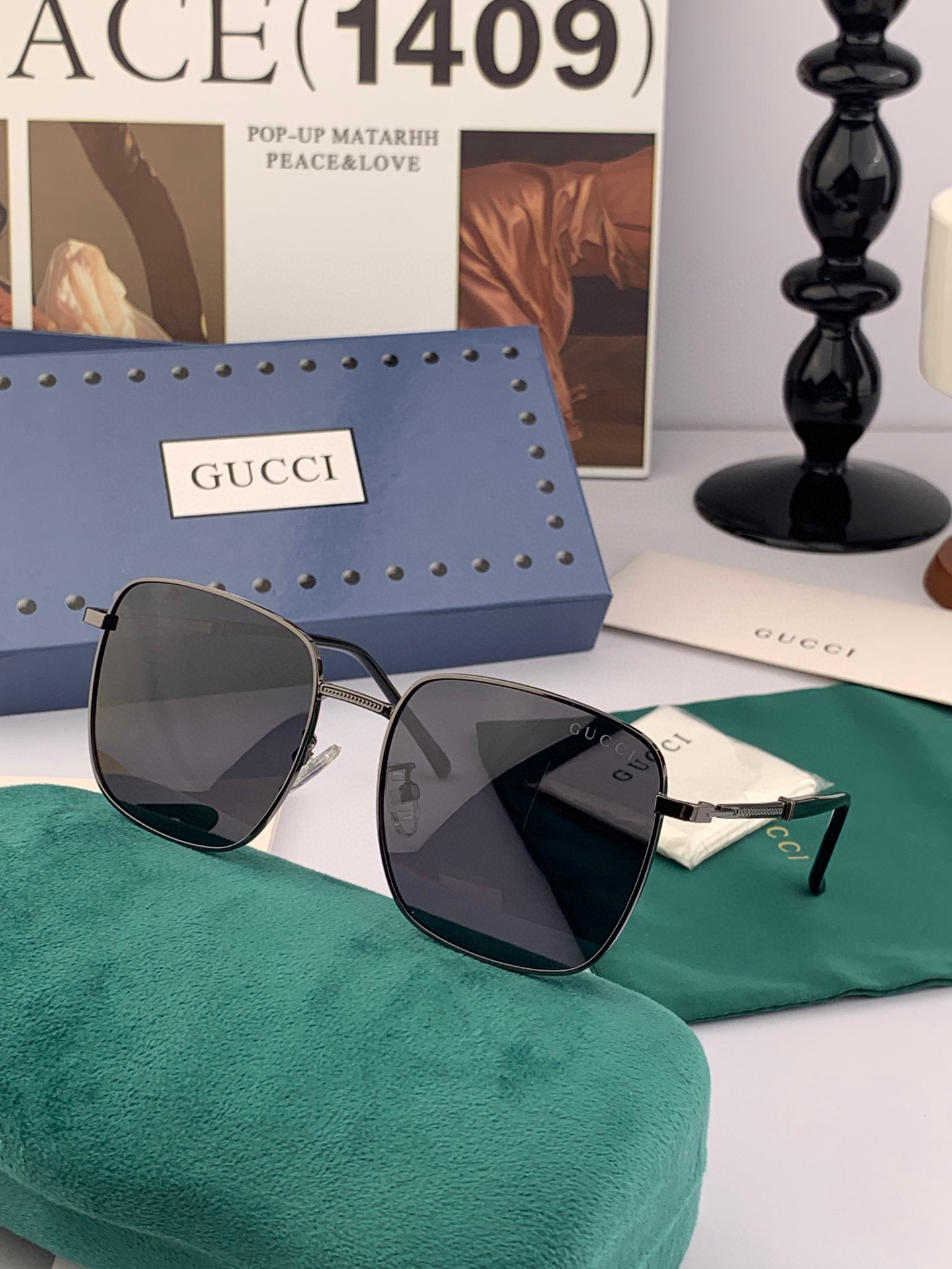   GUCCI 官网同步。  高品质男女款墨镜   👍 进口宝丽来偏光镜片  。蛤蟆镜 开车钓鱼都可 。