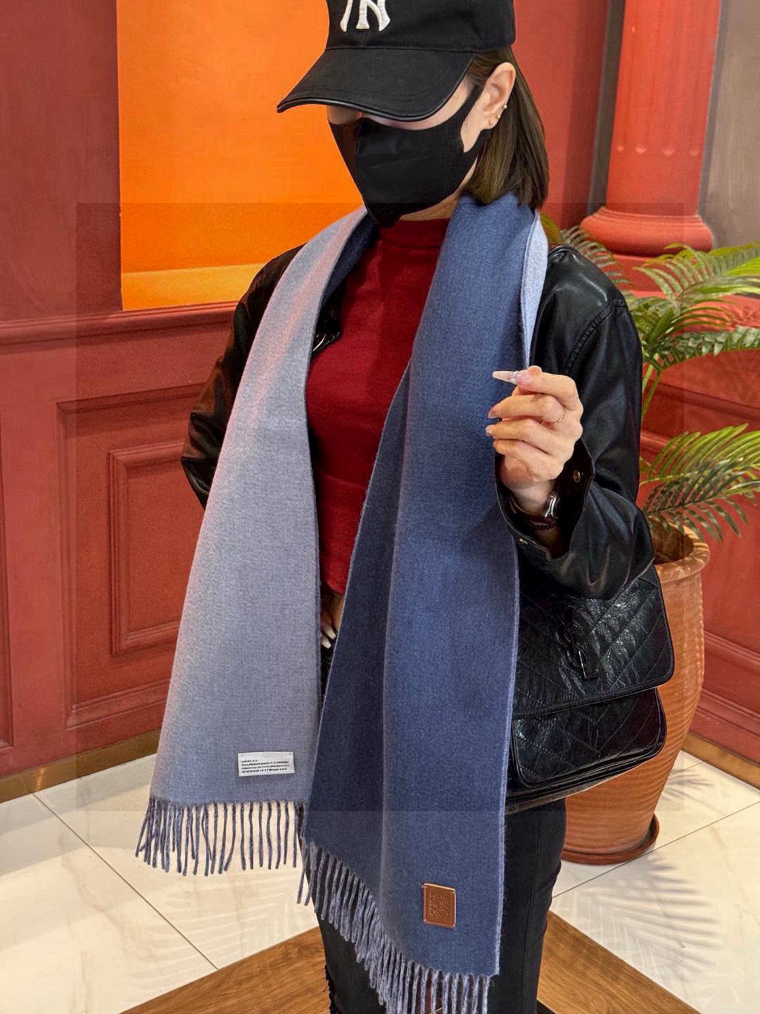  ✨✨太美了😍罗意威 情侣款 美到要尖叫😱专柜最新款🎊英伦欧美范儿 又是一款即时尚又实用的大围巾&长巾，