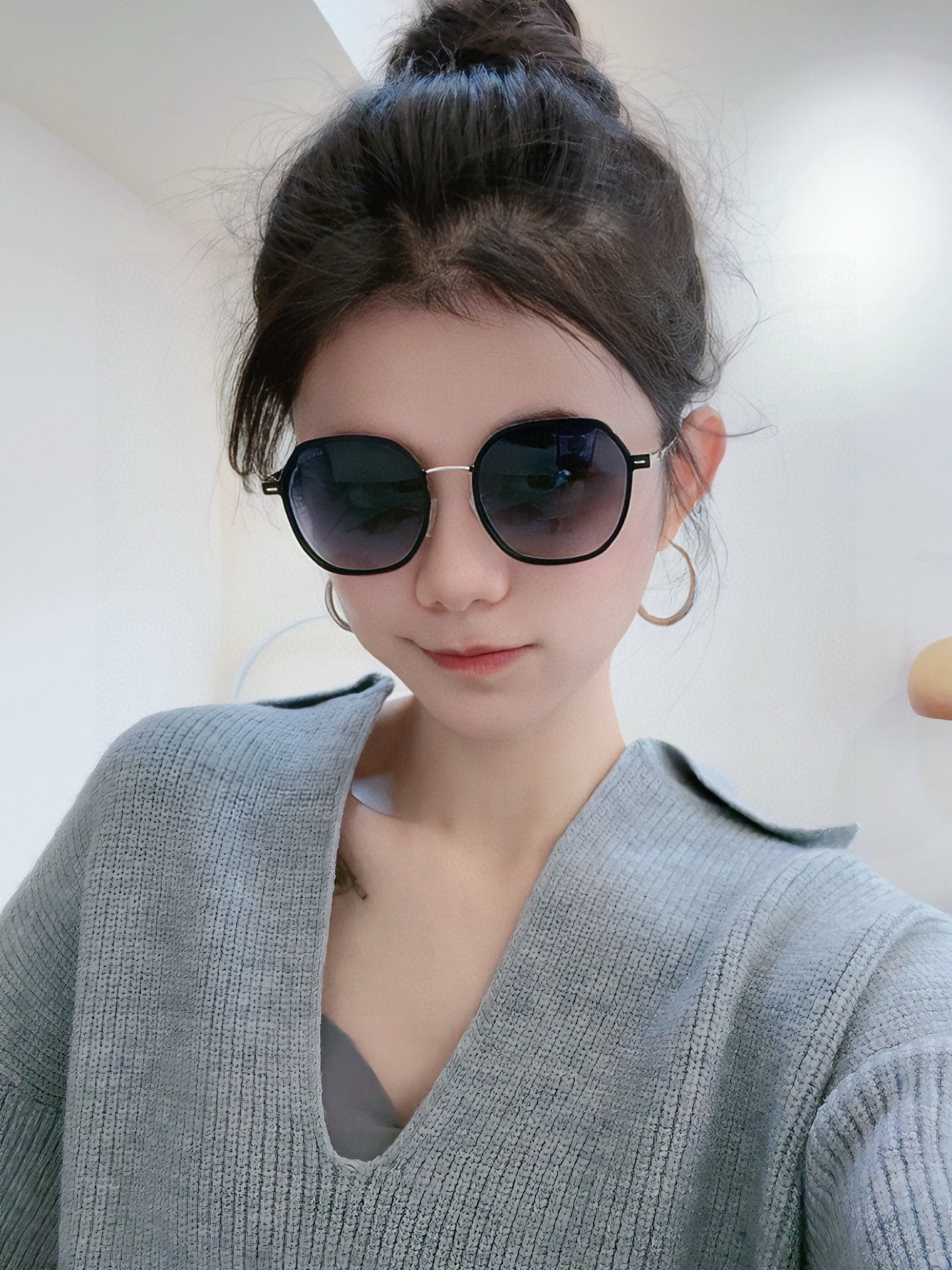 NO:372331,[Polarized Series Sunglasses] Original shipment Chanel Internet celebrity super popular classic luxury global style [Strong] [Cool] [Kiss] Fashion round frame sunglasses [Queen] Extraordinary temperament Classic large frame style sunglasses [Basketball] Top quality Luxury logo Genuine board quality Model CH8246 glasses Sunglasses Sunglasses, glasses, chanel19860909【偏光系列太阳镜】原版出货香奈儿网红超爆款经典奢华全球风[强][酷][亲亲] 时尚圆框太阳镜[得意] 气质非凡 经典大框款式太阳眼镜[篮球] 顶级品质 奢华logo 正版板材质量 型号CH8246眼镜墨镜太阳镜,眼镜,chanel,glasses