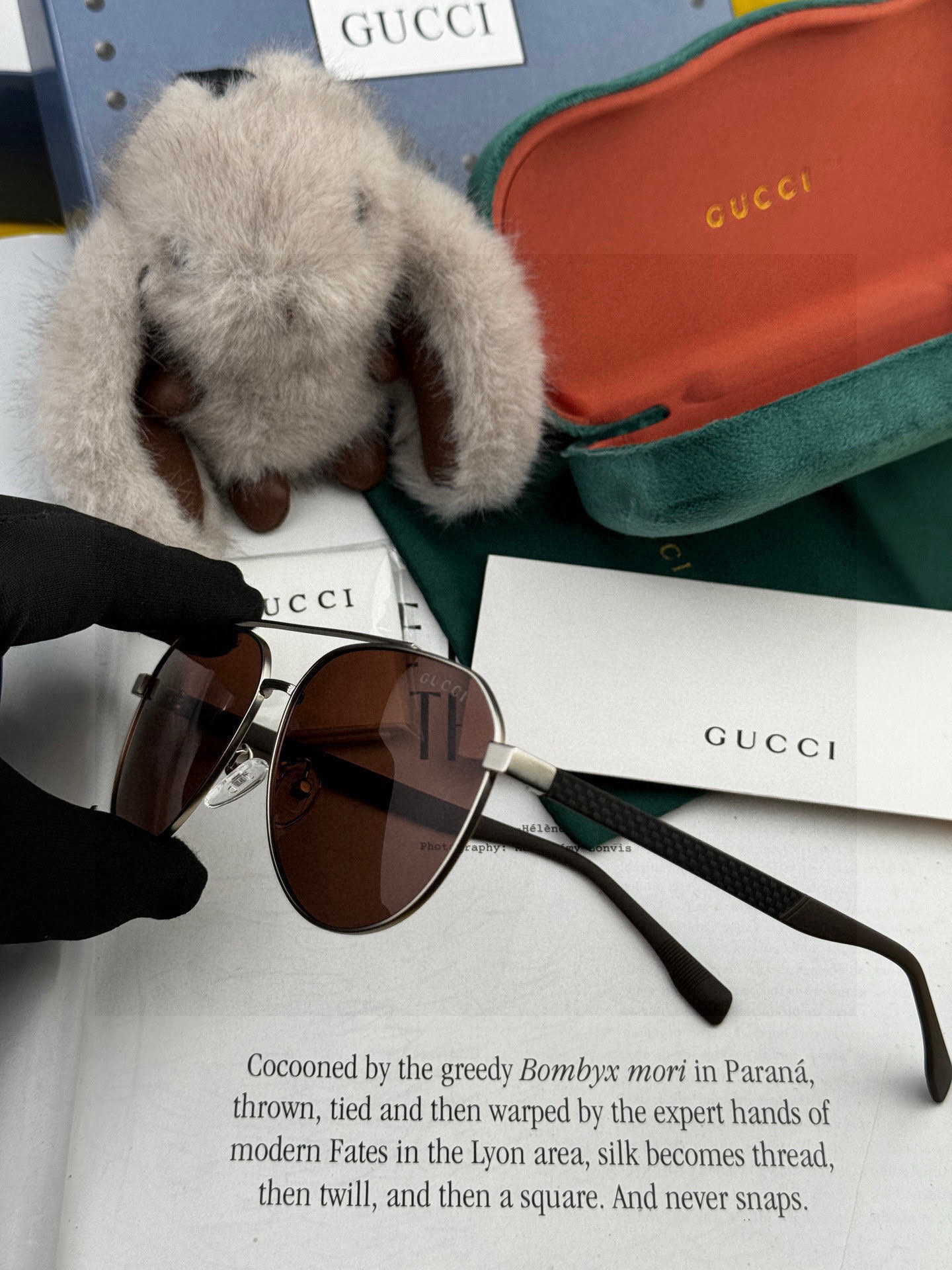   Gucci 。  高品质男女款墨镜   👍 进口宝丽来偏光镜片  。蛤蟆镜 开车钓鱼都可 。百搭显瘦