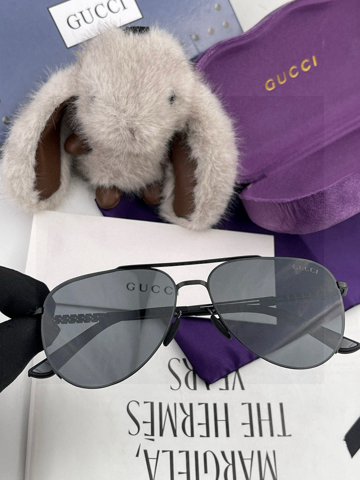         GUCCI 男款炫彩飞行员偏光太阳镜 ❤️材质：高清尼龙加厚卡槽高清偏光镜片 🌹无边框镜