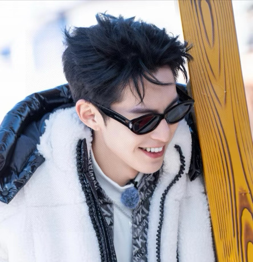  🔺 【GUCCI-偏光太阳镜】2025开春新款 潮流爆款 时尚方框偏光太阳镜 高品质 佩戴舒适 网红潮