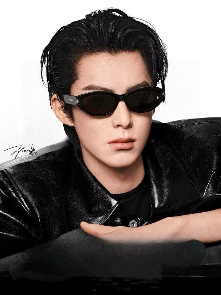  🔺 【GUCCI-偏光太阳镜】2025开春新款 潮流爆款 时尚方框偏光太阳镜 高品质 佩戴舒适 网红潮