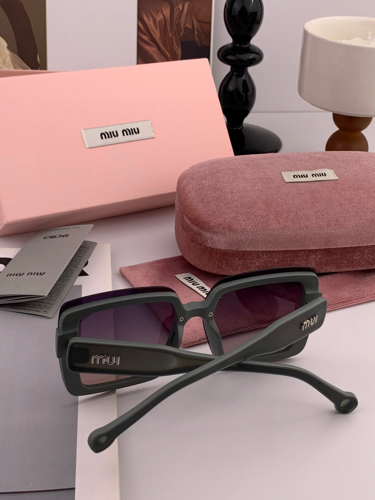  🔺 【缪缪 TR偏光太阳镜】2025开春新款 潮流爆款 时尚方框偏光太阳镜 高品质 佩戴舒适 网红潮款