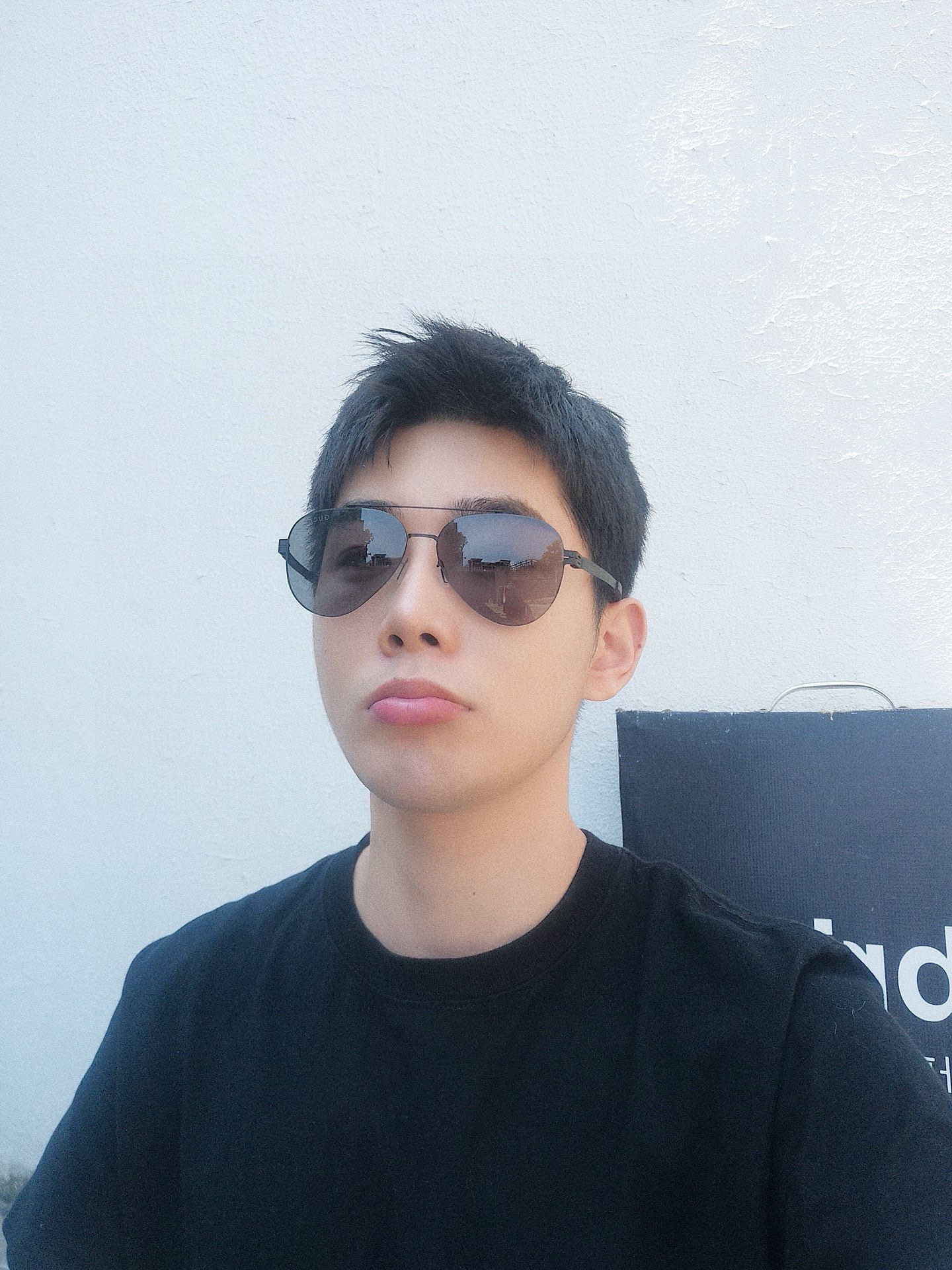         GUCCI 男款炫彩飞行员偏光太阳镜 ❤️材质：高清尼龙加厚卡槽高清偏光镜片 🌹无边框镜