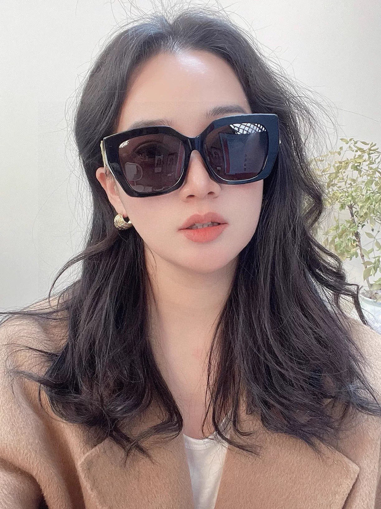   【DIOR】2025新款潮流爆款 时尚方框太阳镜 佩戴舒适 网红潮款墨镜  女士高清加厚偏光太阳镜🕶