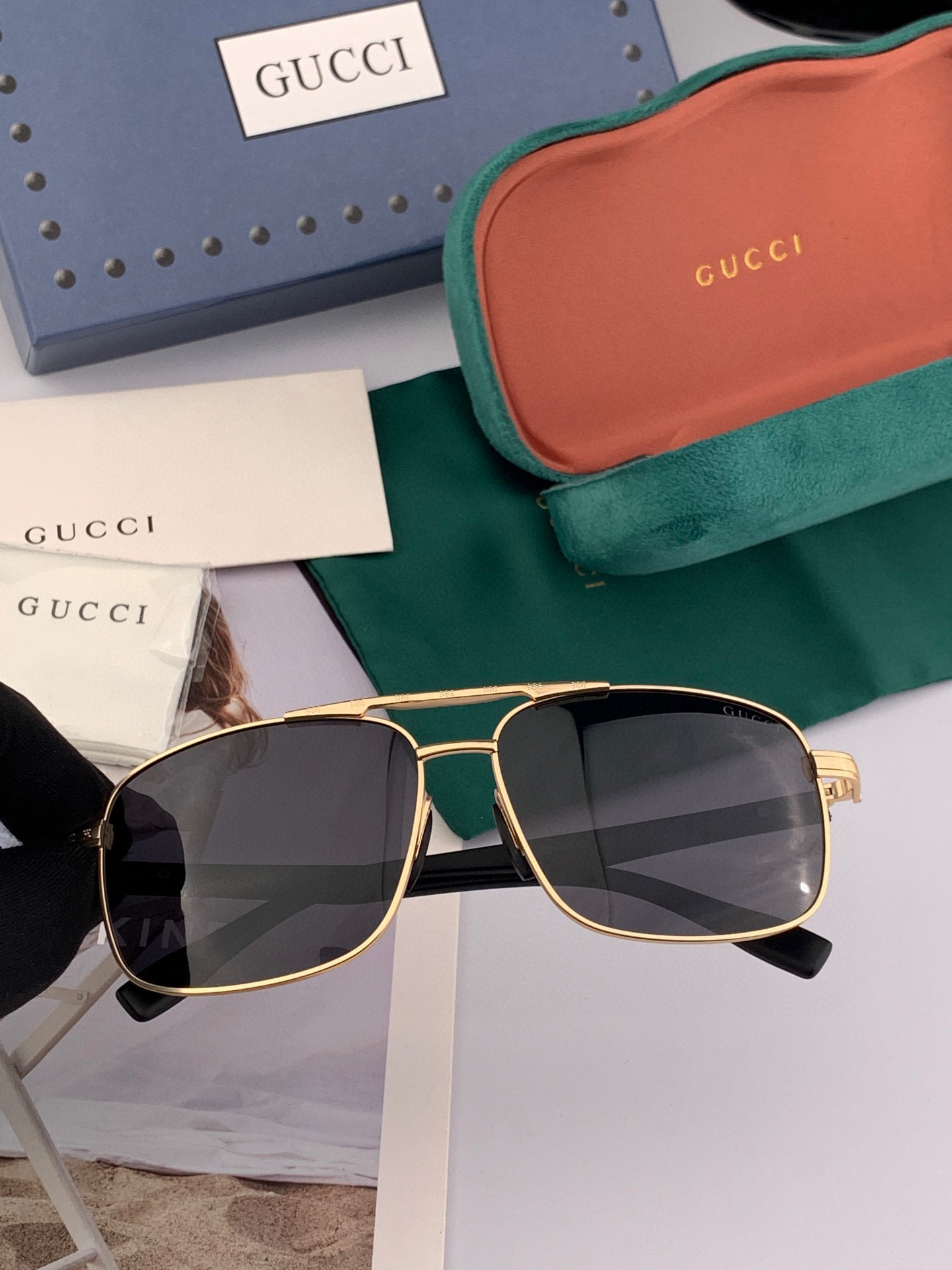  GUCCI。  高品质男女款墨镜   👍 进口宝丽来偏光镜片  。 开车钓鱼都可 。百搭显瘦墨镜韩版