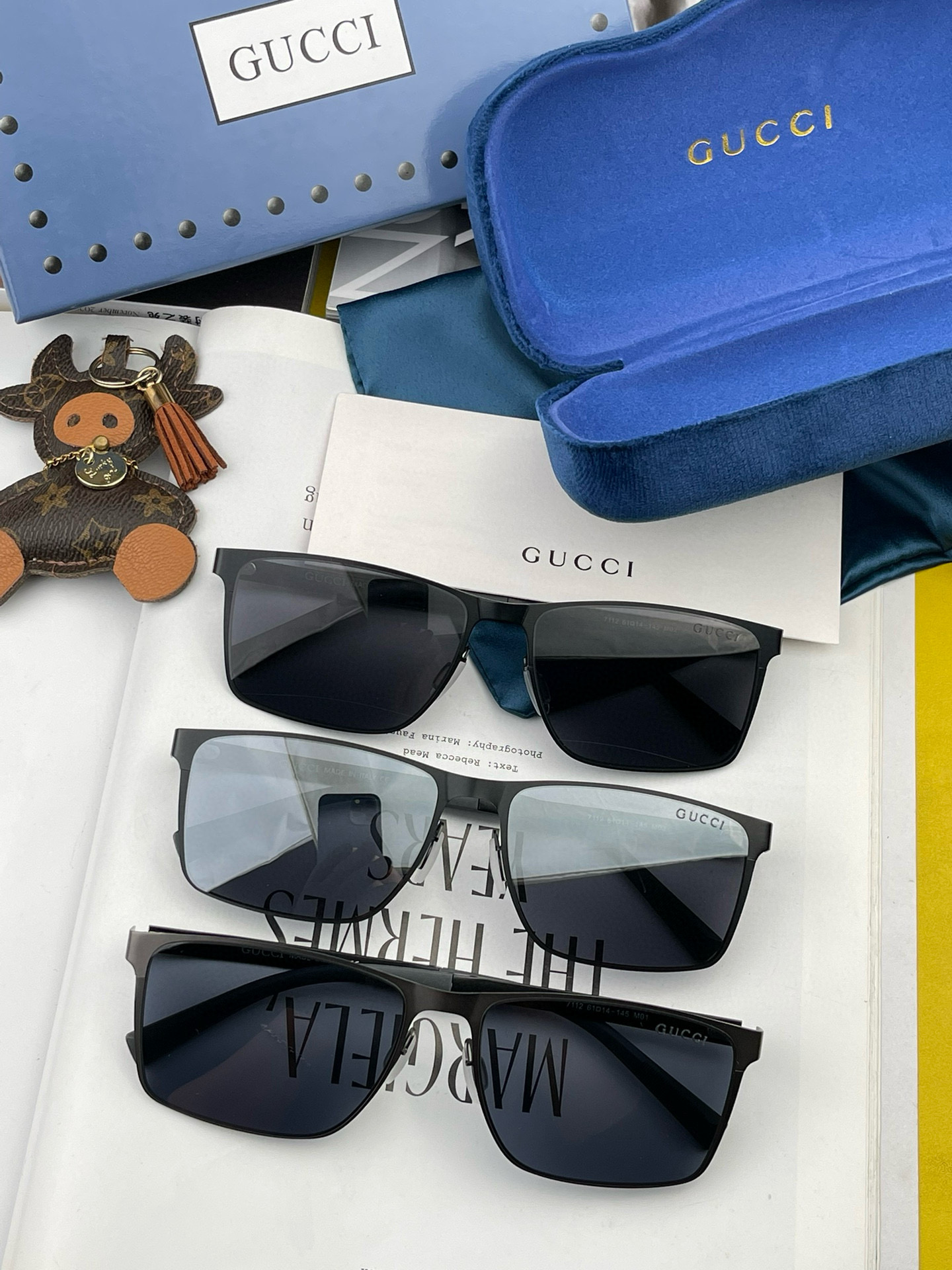         GUCCI 男款炫彩飞行员偏光太阳镜 ❤️材质：高清尼龙加厚卡槽高清偏光镜片 🌹无边框镜