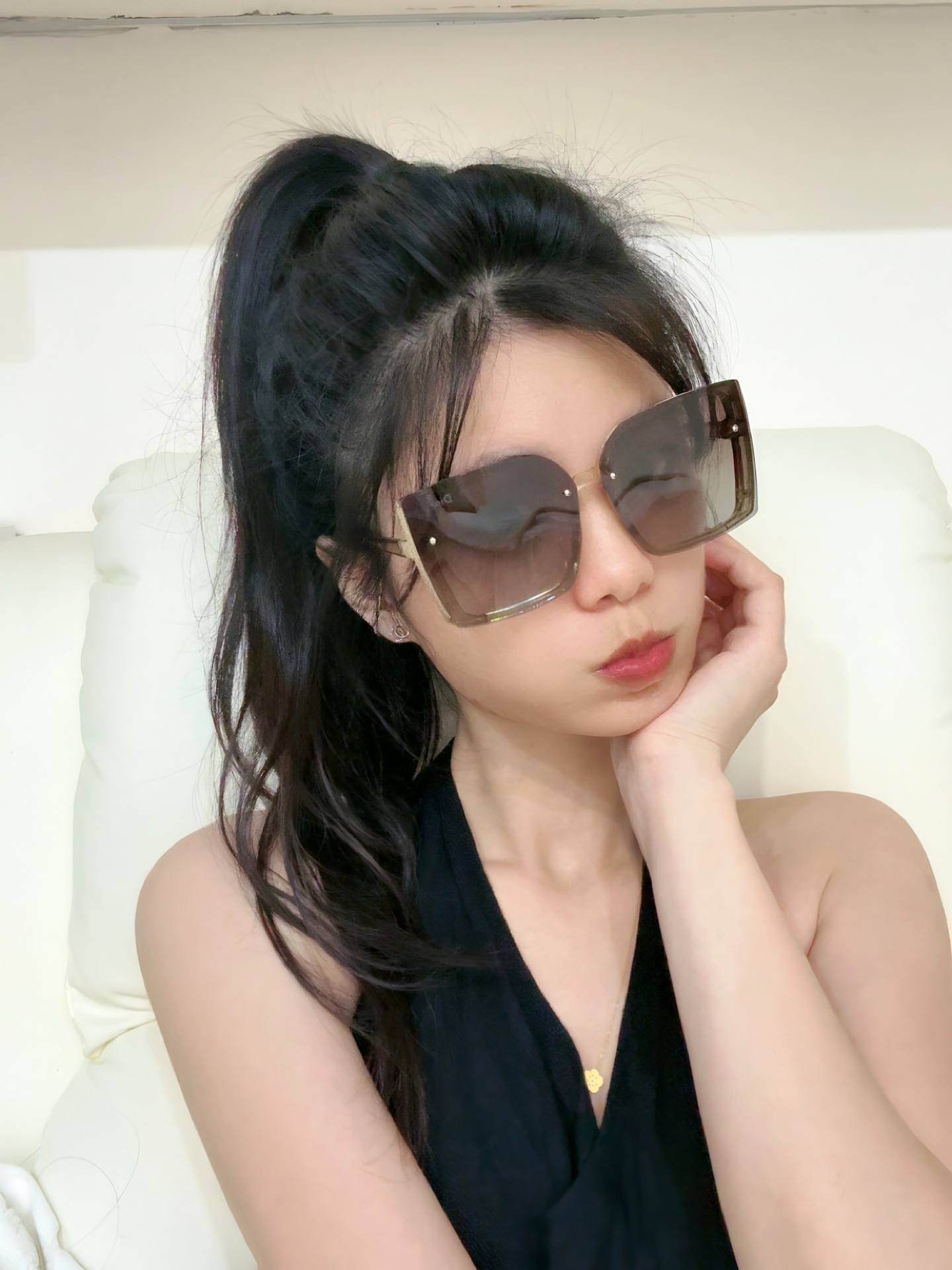 DIOR  开春新款  潮流爆款 时尚方框太阳镜 高品质 佩戴舒适 网红潮款墨镜 型号CD2985