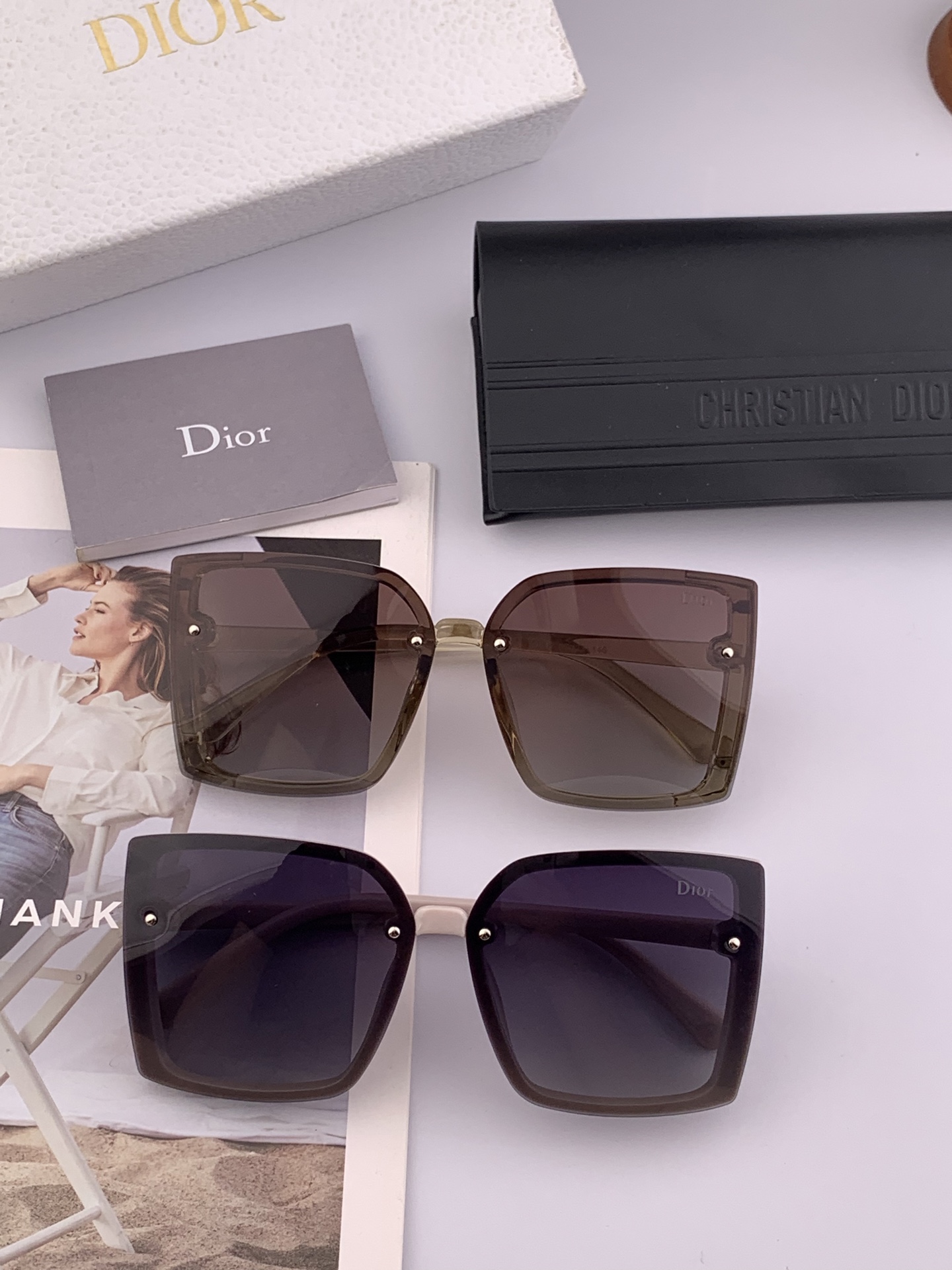  DIOR  开春新款  潮流爆款 时尚方框太阳镜 高品质 佩戴舒适 网红潮款墨镜 型号CD2985