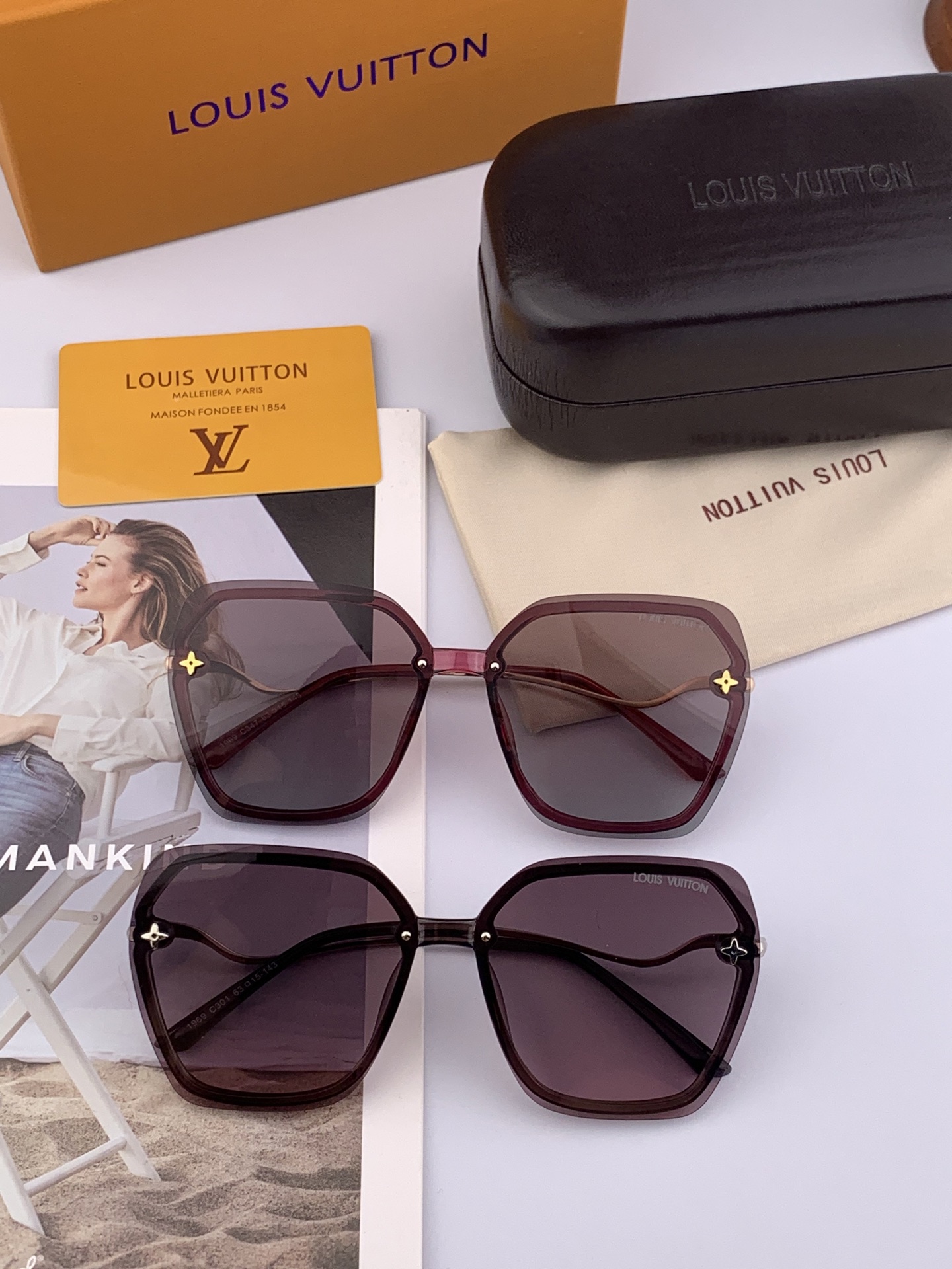   LV 太阳镜潮品官网模特同款 玫瑰玫瑰四叶草🍀精致个性设计简约时尚 高品质值得拥有绝对潮爆整个夏季 