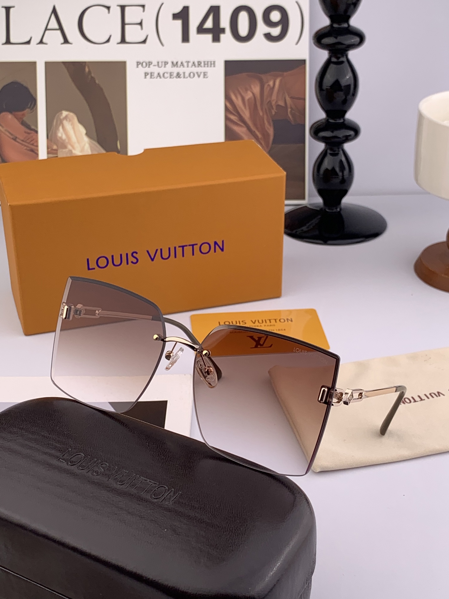 【尼龙系列】lv大框太阳镜墨镜经典的方框设计，不挑脸型，无论搭配大衣还是连衣裙都非常显气质尼龙镜片预防紫