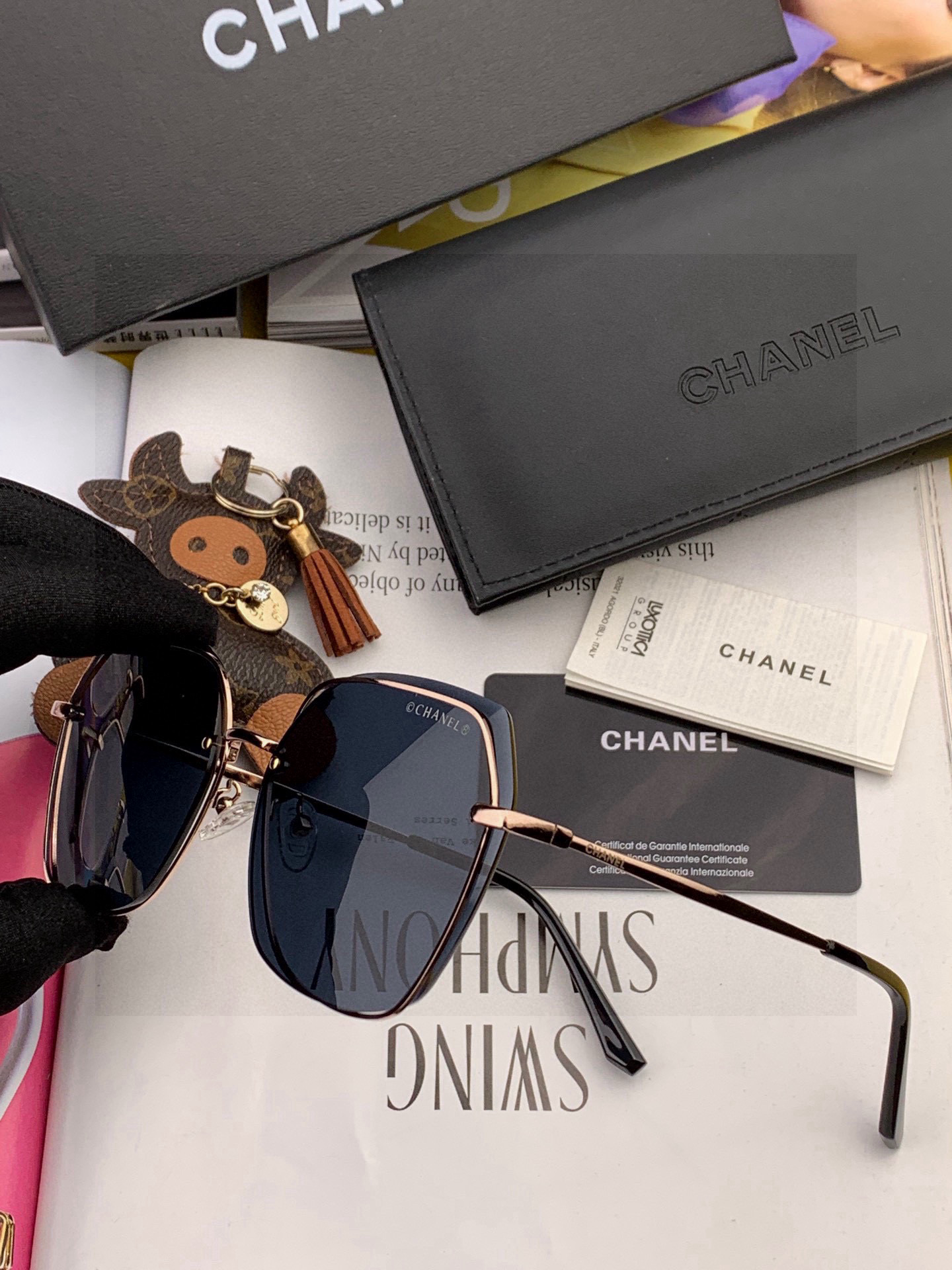 【CHANEL】香奈儿  新款尼龙偏光太眼镜，无框钻石 切边更有质感，大气女人范儿，大脸小脸都好看 ！型