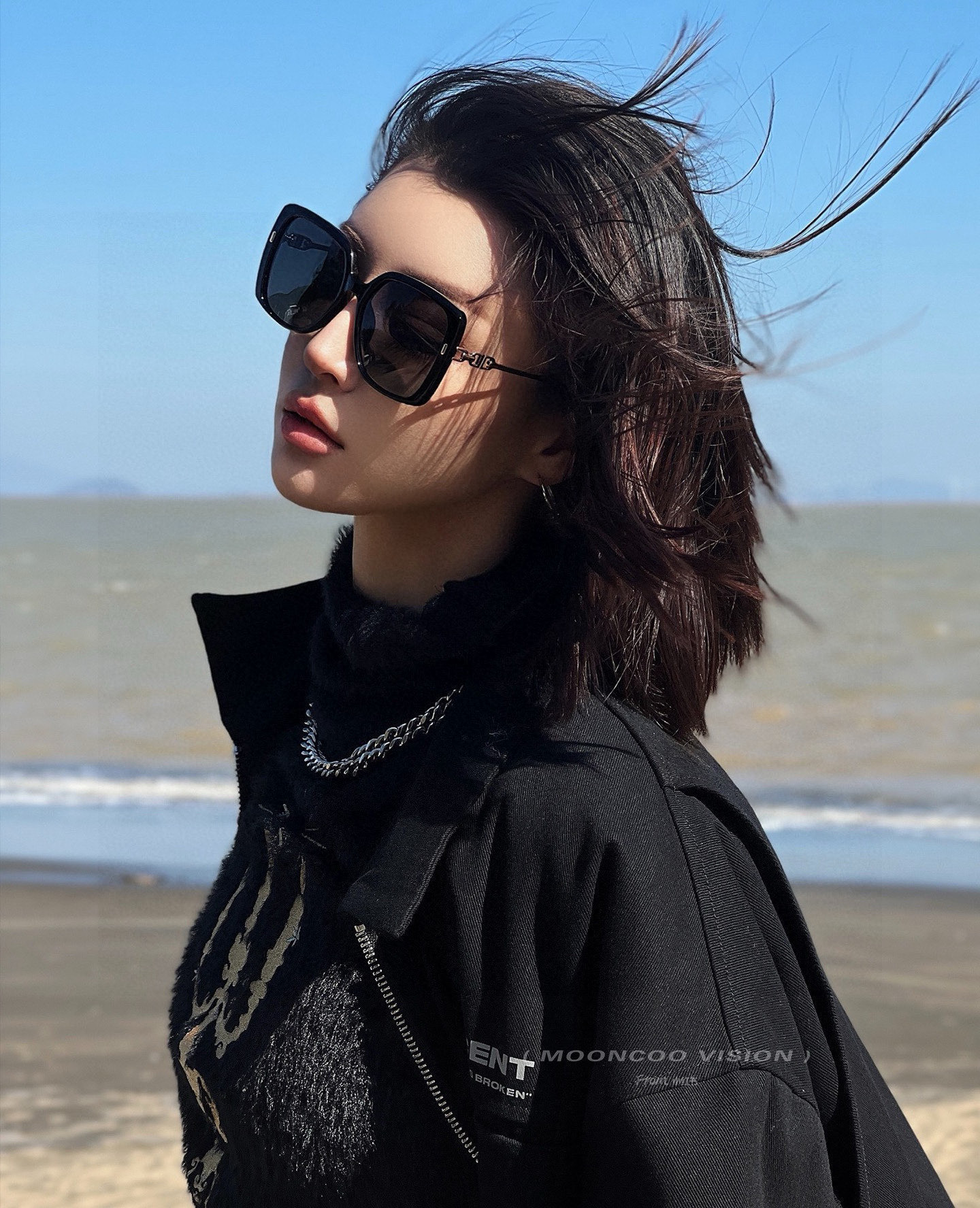  🔺 【DIOR-迪奥】2025开春新款 潮流爆款 时尚方框偏光太阳镜 高品质 佩戴舒适 网红潮款墨镜 