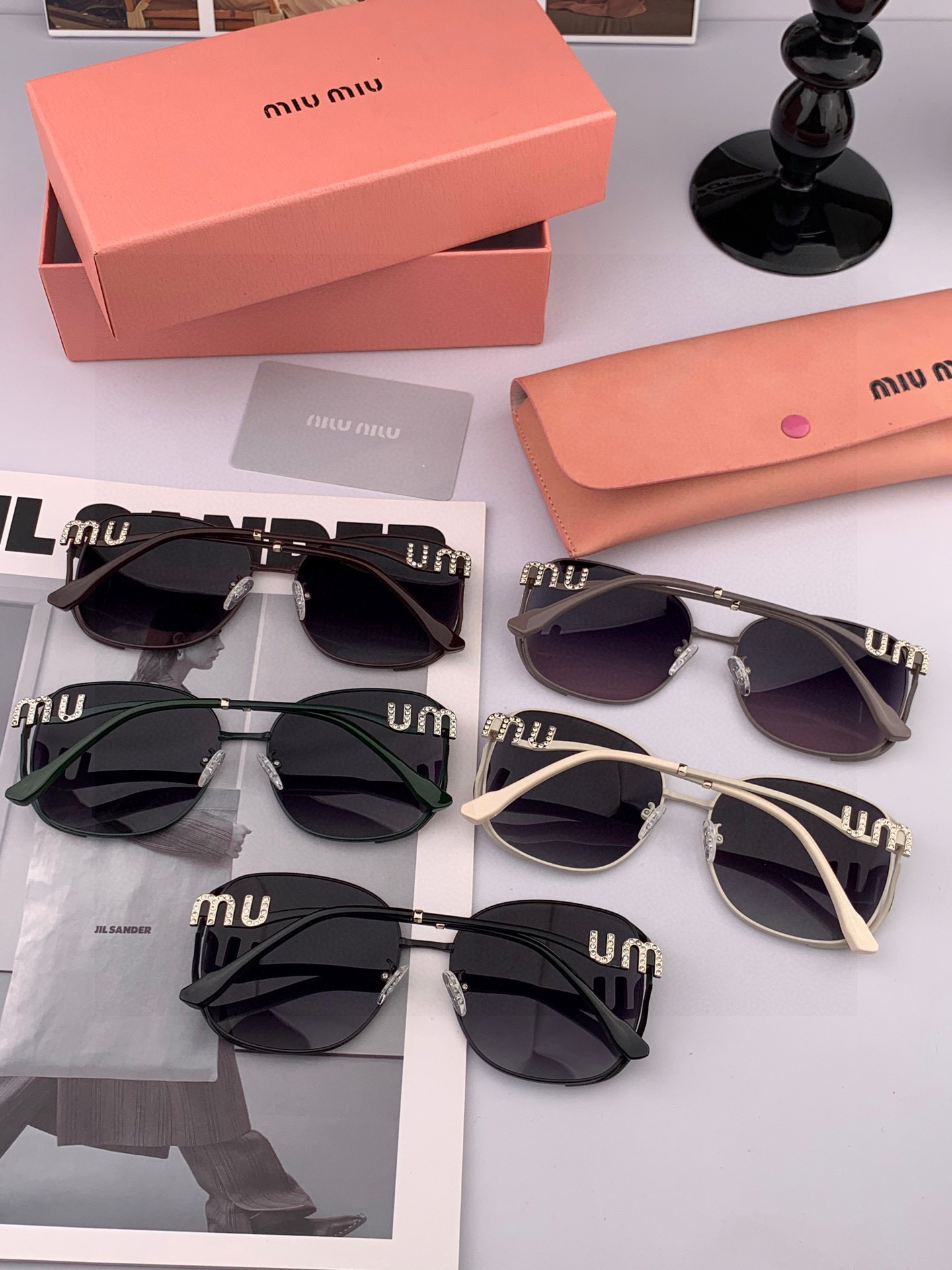   MIUMIU/缪缪🖇🖇2025开春新款🌟闪耀新款璀璨登台 ❤❤太阳镜潮品 精致个性设计简约时尚 专柜