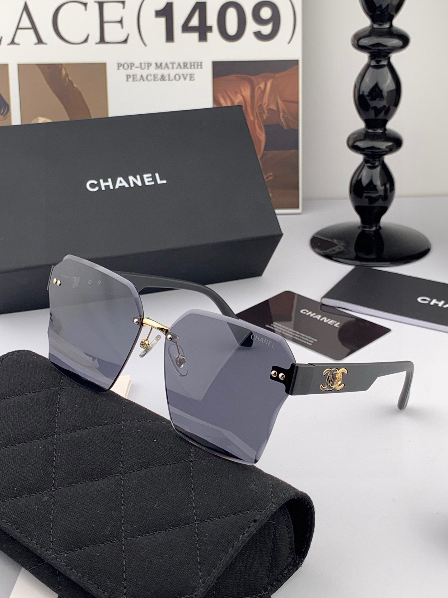  【CHANEL】香奈儿 2025新款潮流爆款 时尚方框太阳镜 佩戴舒适 网红潮款墨镜  女士高清加厚偏