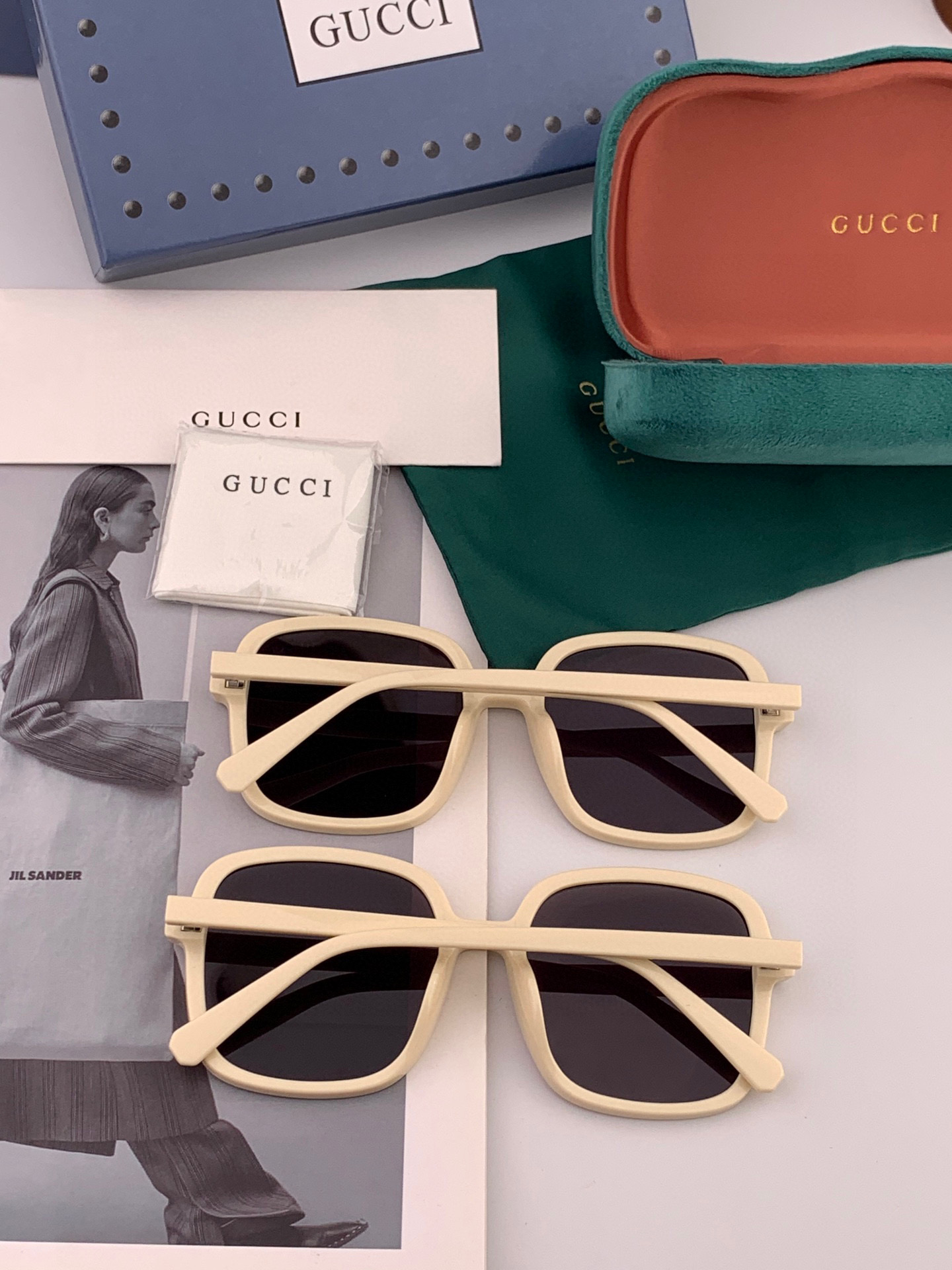  🔺GUCCI🔻古驰 GG方框太阳镜 完美品质 🎓独特设计  适合各种脸型 亮相时装周 超时尚百搭 实物