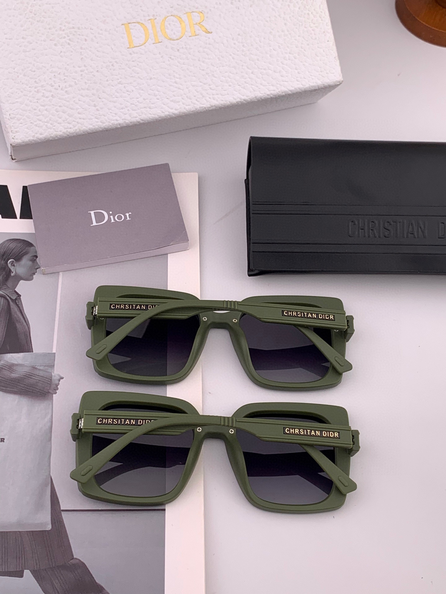  🔺 【DIOR-迪奥】2025开春新款 潮流爆款 时尚方框偏光太阳镜 高品质 佩戴舒适 网红潮款墨镜 