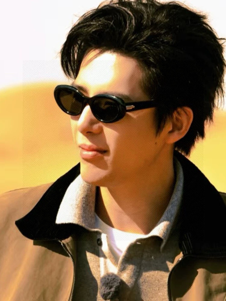   【TR偏光系列】Gucci   经典的小框设计，情侣款不挑脸型，无论搭配大衣还是连衣裙都非常显气质偏