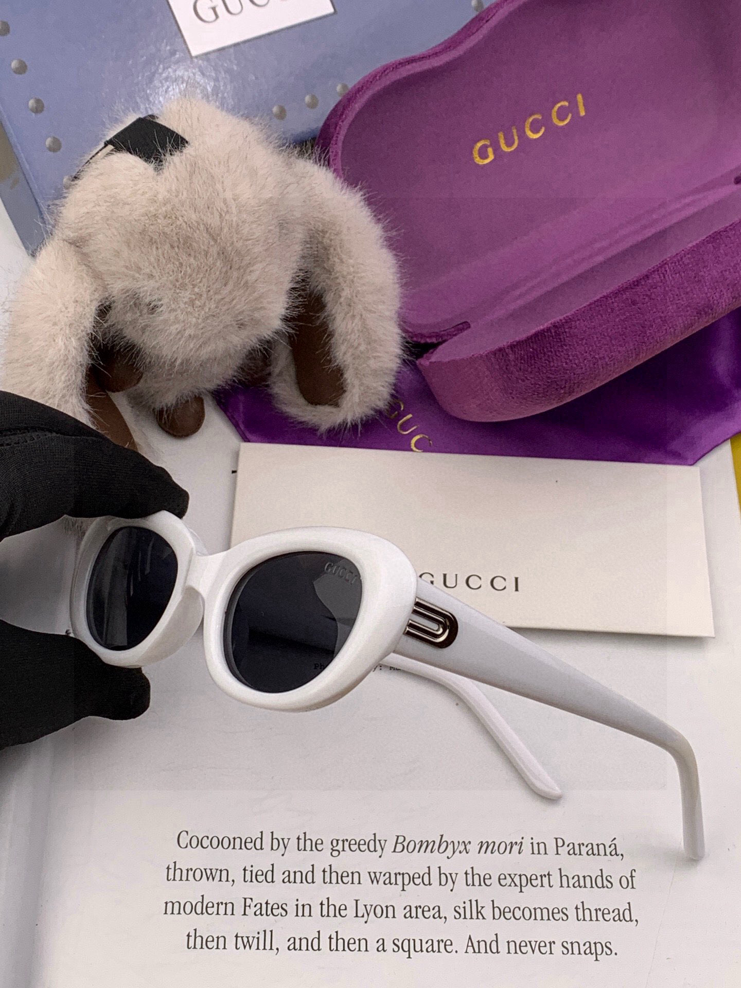   【TR偏光系列】Gucci   经典的小框设计，情侣款不挑脸型，无论搭配大衣还是连衣裙都非常显气质偏