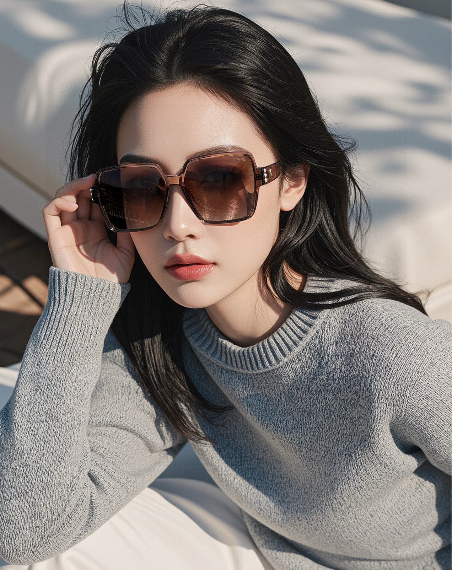  【CHANEL】香奈儿 2025新款潮流爆款 时尚方框太阳镜 佩戴舒适 网红潮款墨镜  女士高清加厚偏