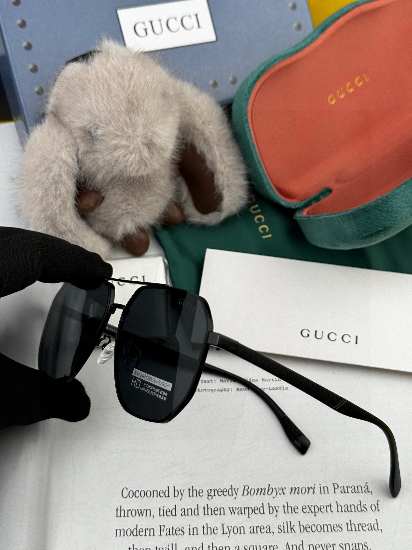 ♦️ GUCCI 2025
新款男女情侣款太阳镜多边形墨镜iP电镀永不褪色 超轻超有弹性整幅眼镜无螺丝重