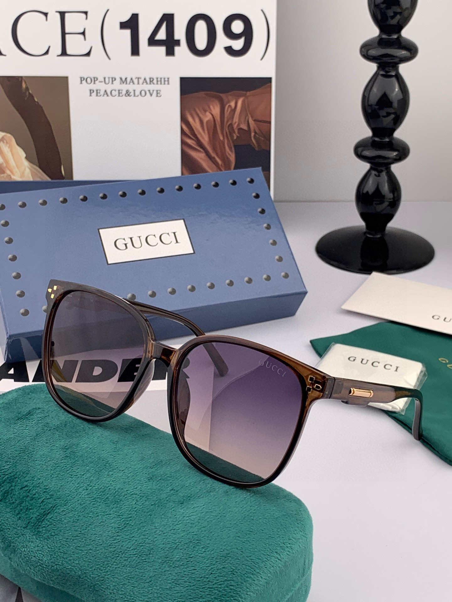   超好看 潮酷【GUCCI】古驰 新款款太阳镜以独特魅力和前卫风格诠释春夏最新眼镜，以方框设计，中梁连